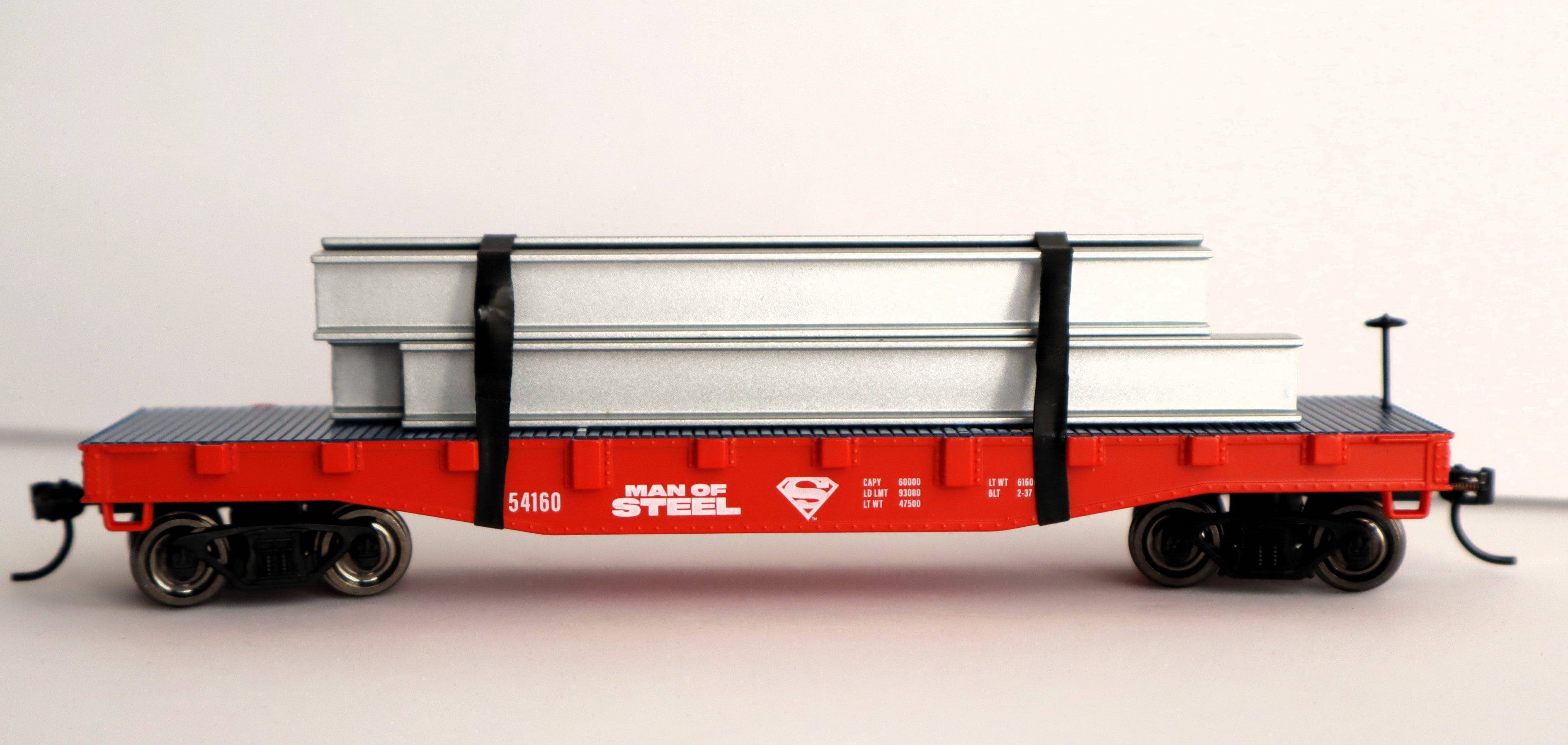 Lionel HO 2554160 - Justice League - Superman Flat Car w/ I-Beam Load "Man of Steel" #54160