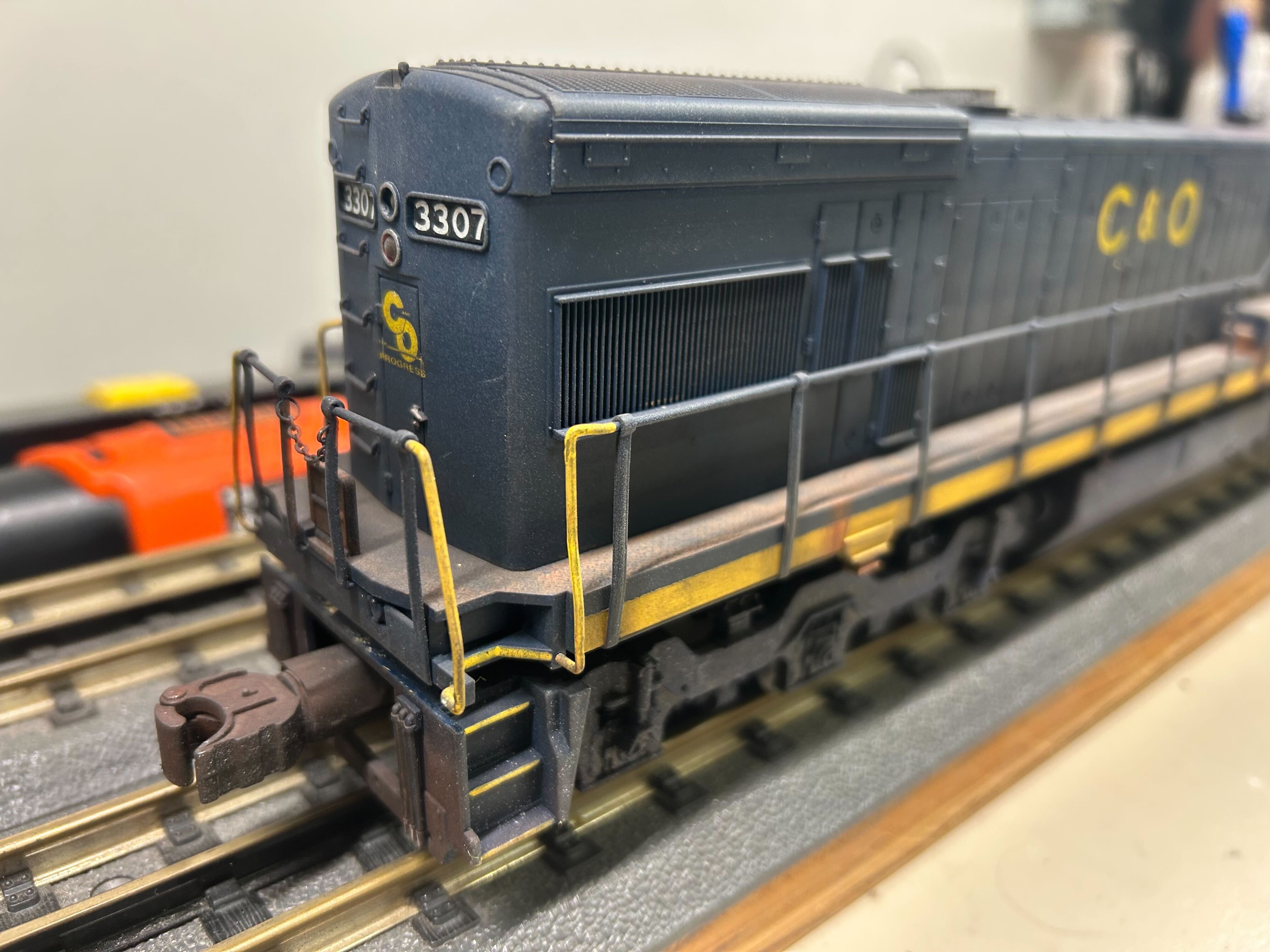 Lionel 6-18292 C & O- U30-C Diesel Engine-WEATHERED by Ontraktwo Steve Phetterplace-Second hand-M5592