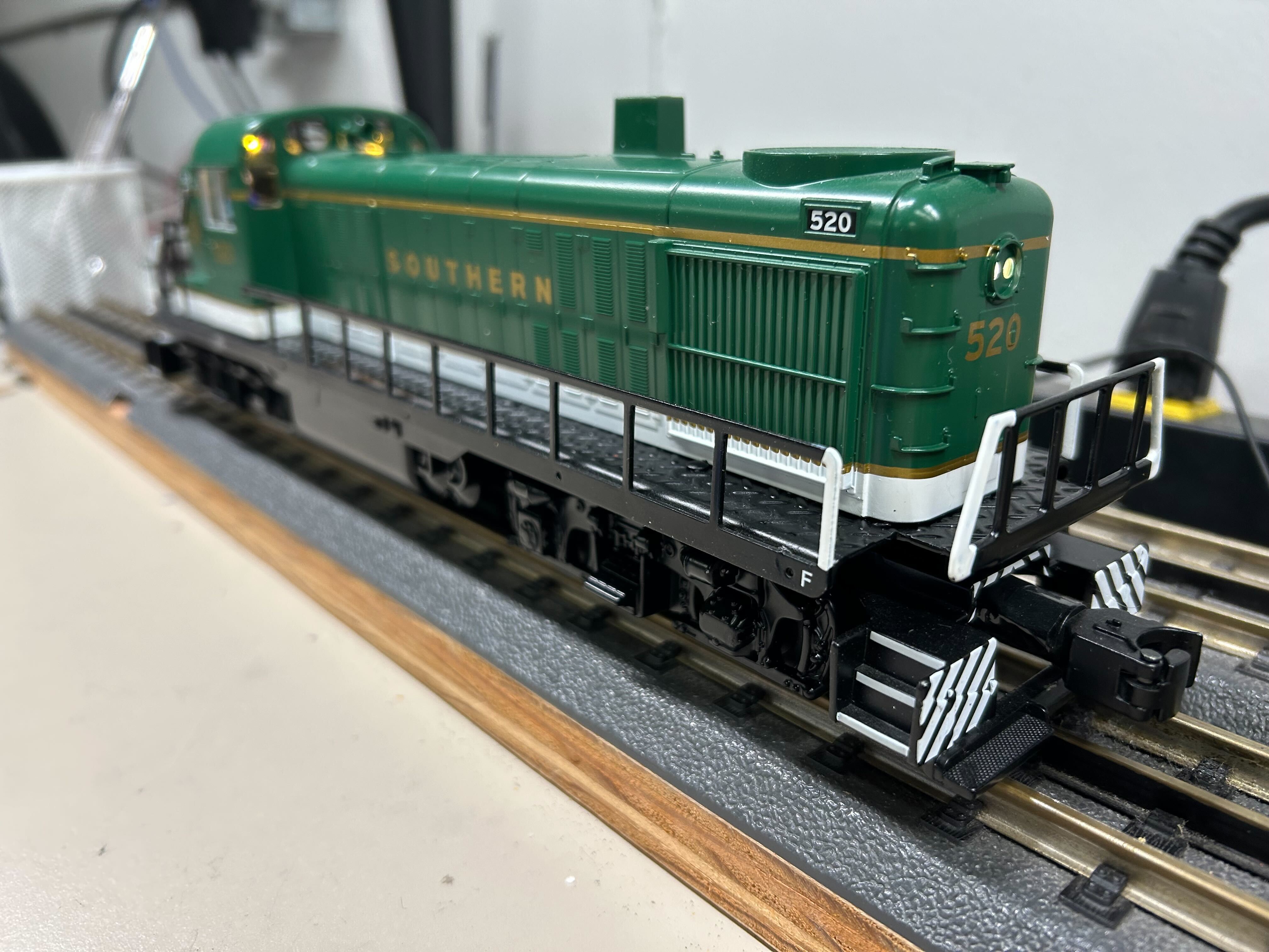 Lionel 2134120 Southern #520 LionChief 2.0 RS-3-Second hand-M5604