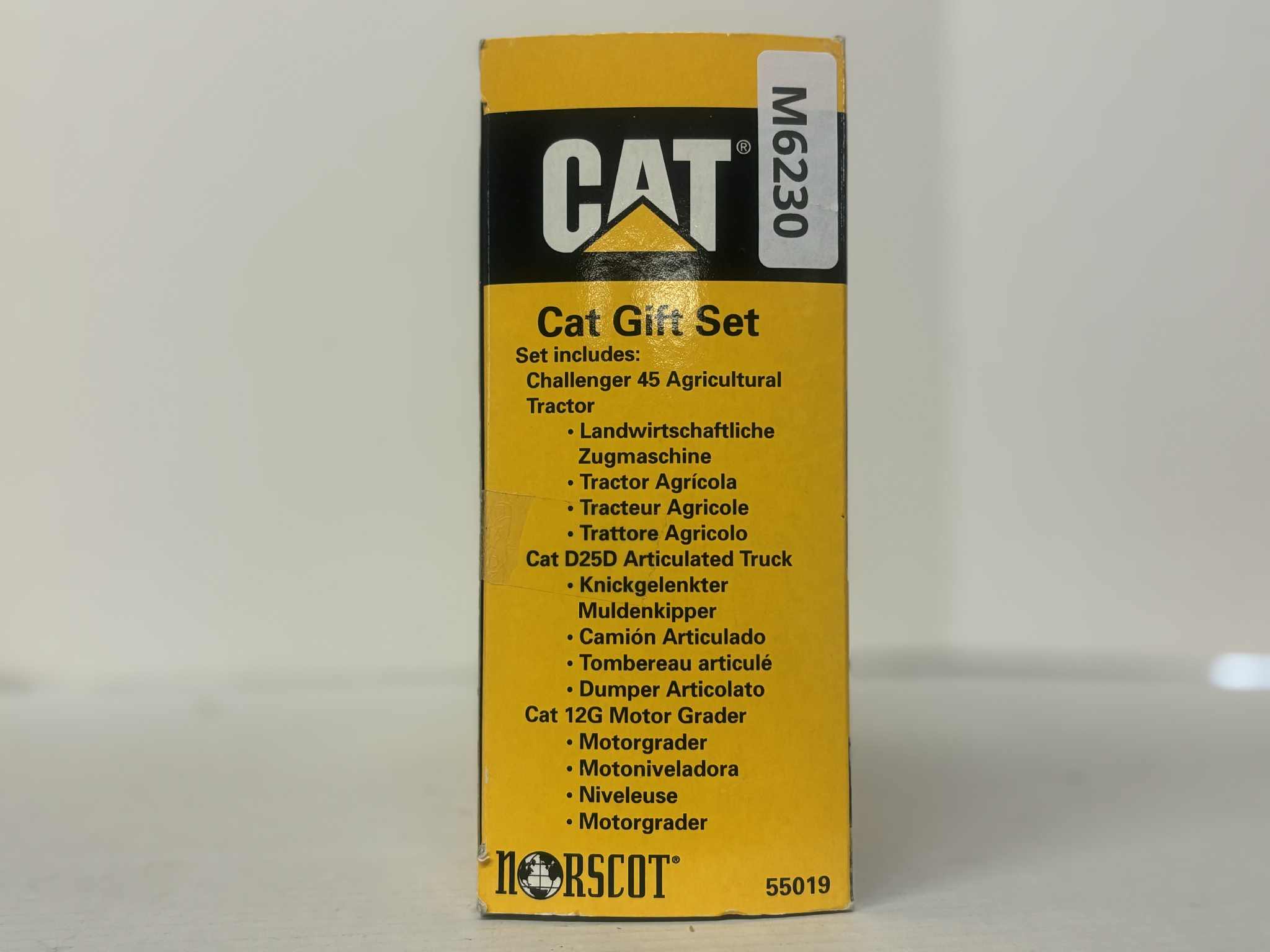 Norscot #55019 Cat Gift Set Diecast 1:64 Scale-Second hand-M6230