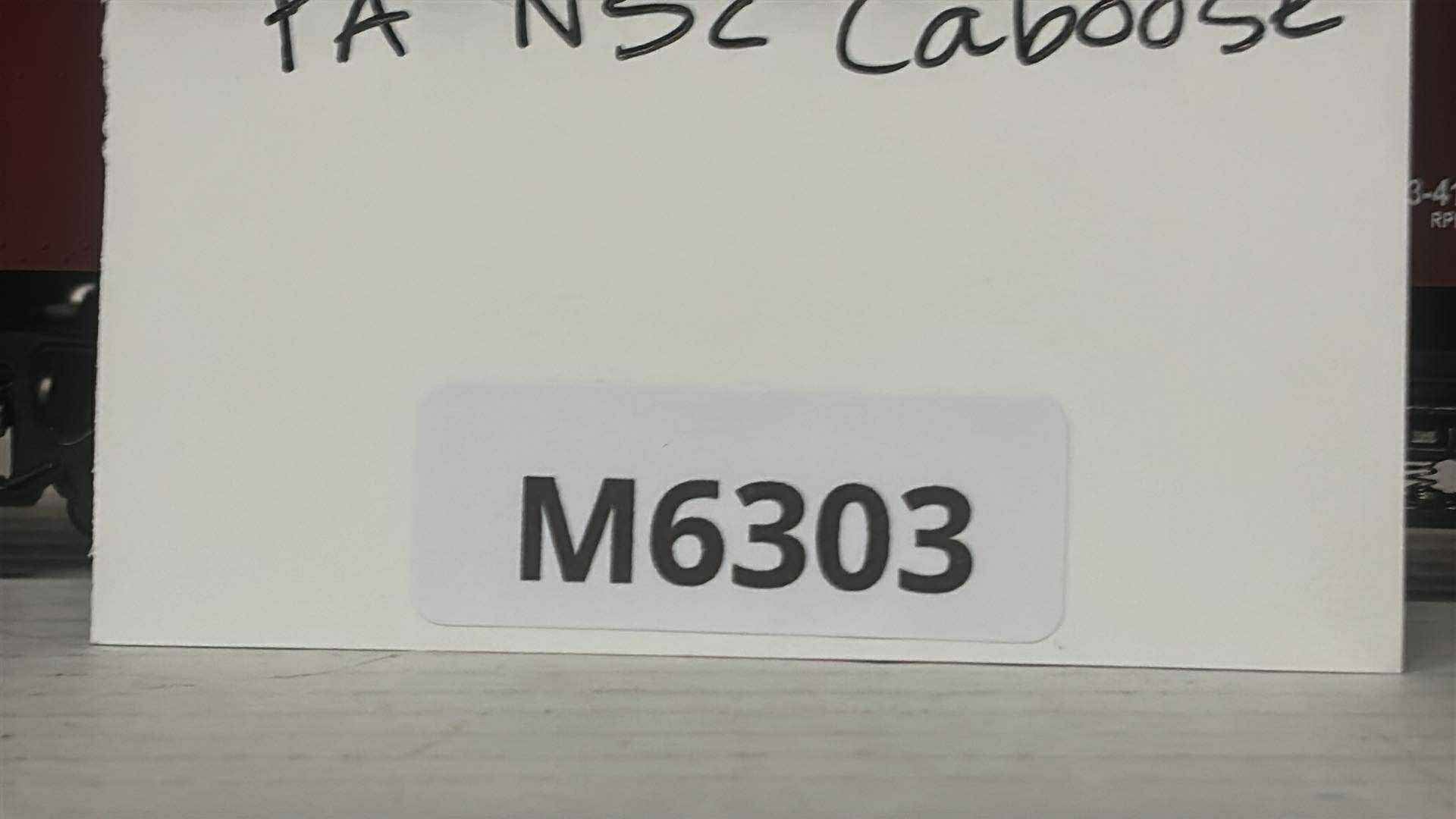 Rail King 30-7730 Pennsylvania N5c Caboose-Second hand-M6303