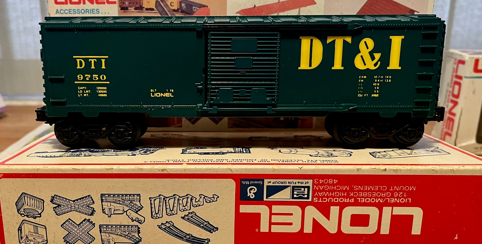 Lionel Box Car LOT B-5 Car Set-Second hand-M7372 - MrMuffin'sTrains