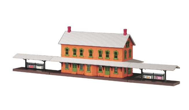 Rail King 30-9005 Passenger Station w/ Dual Platform -Second hand-M8189