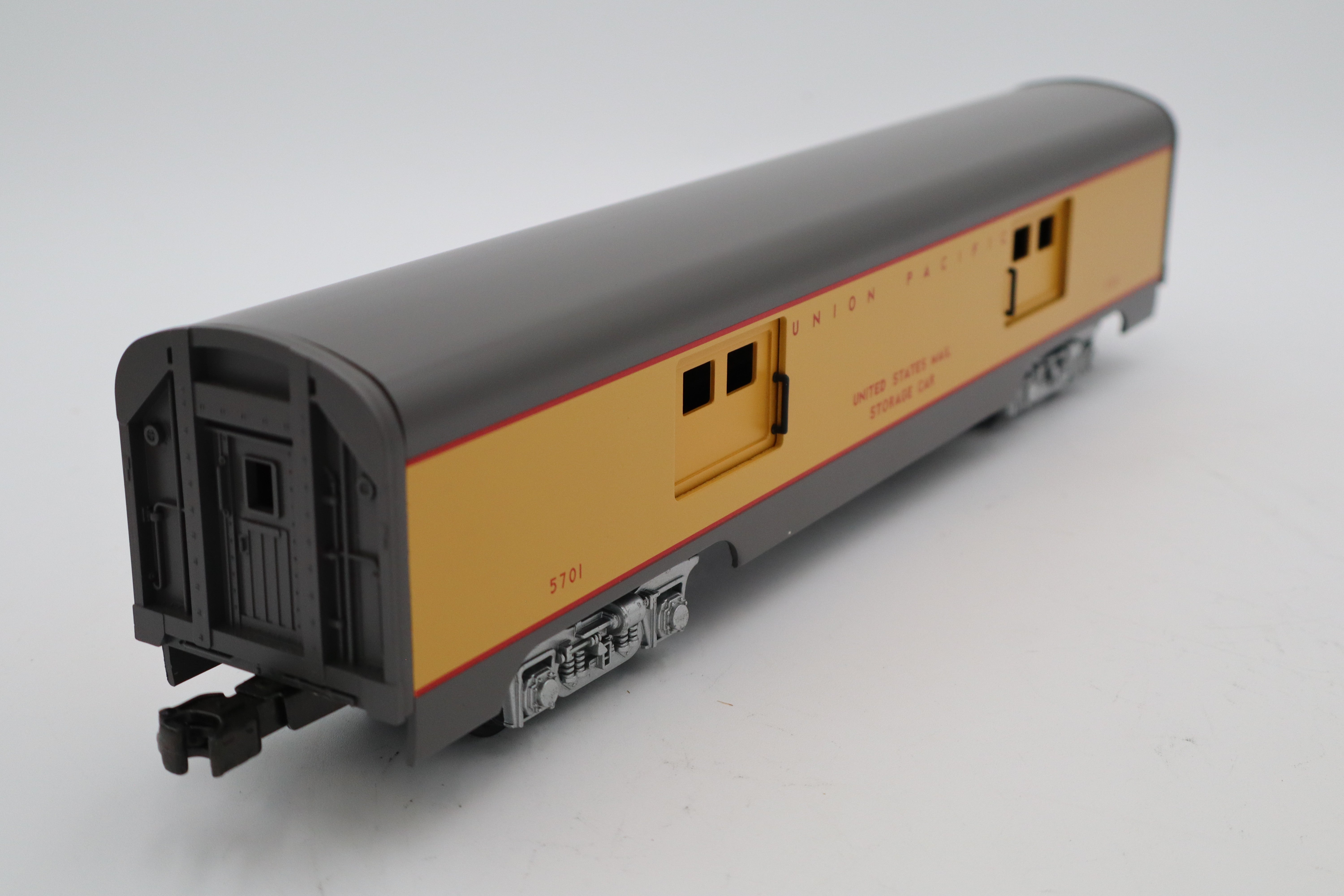 MTH MT-6119 & MT-6019 Union Pacific Painted 60' Aluminum 6 Car Set-Second hand-M8378