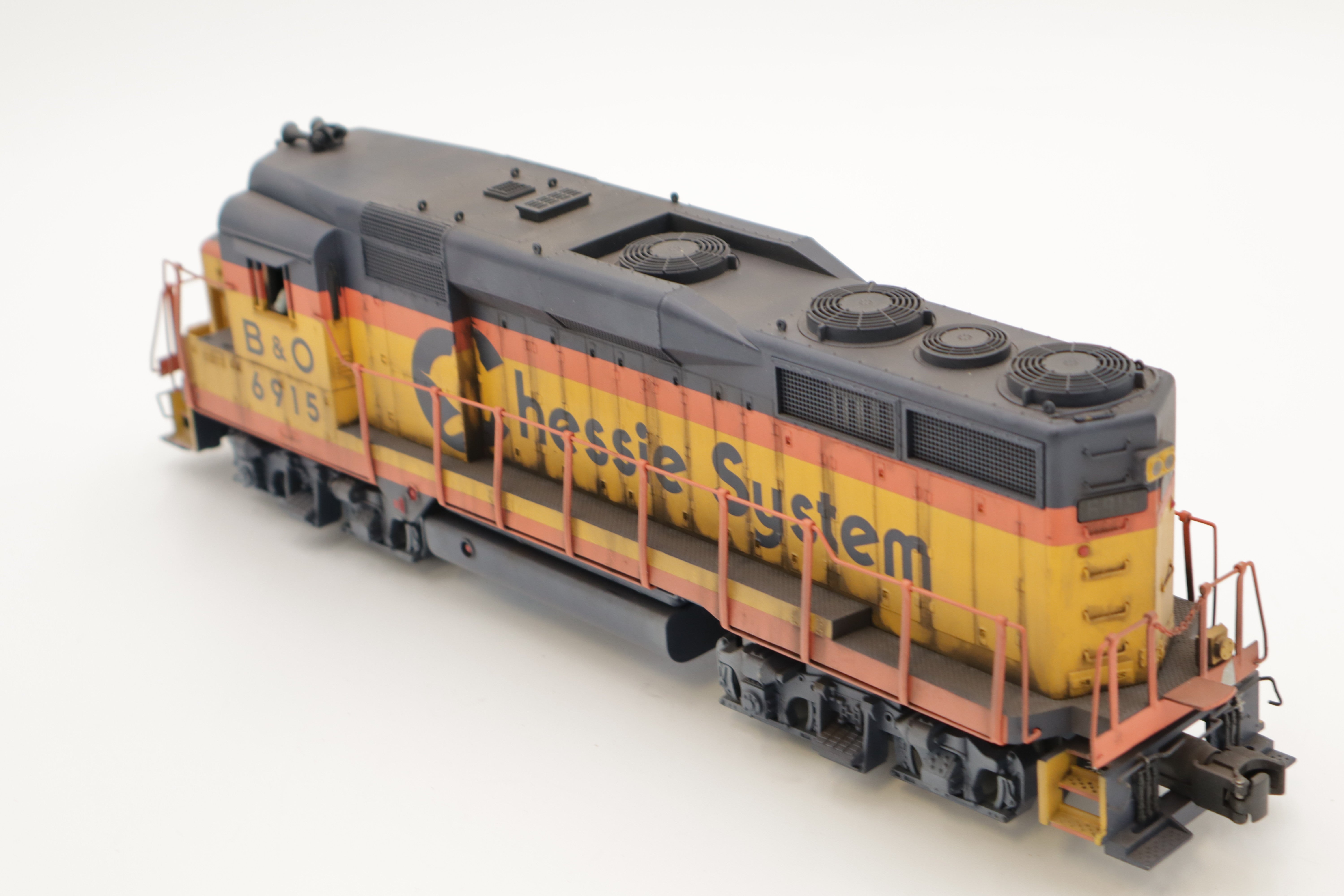 MTH 20-2275-1 Chessie B&O GP-30 Diesel Engine  #6910 WEATHERED BY Industrial Models Don Smith-Second hand-M8426