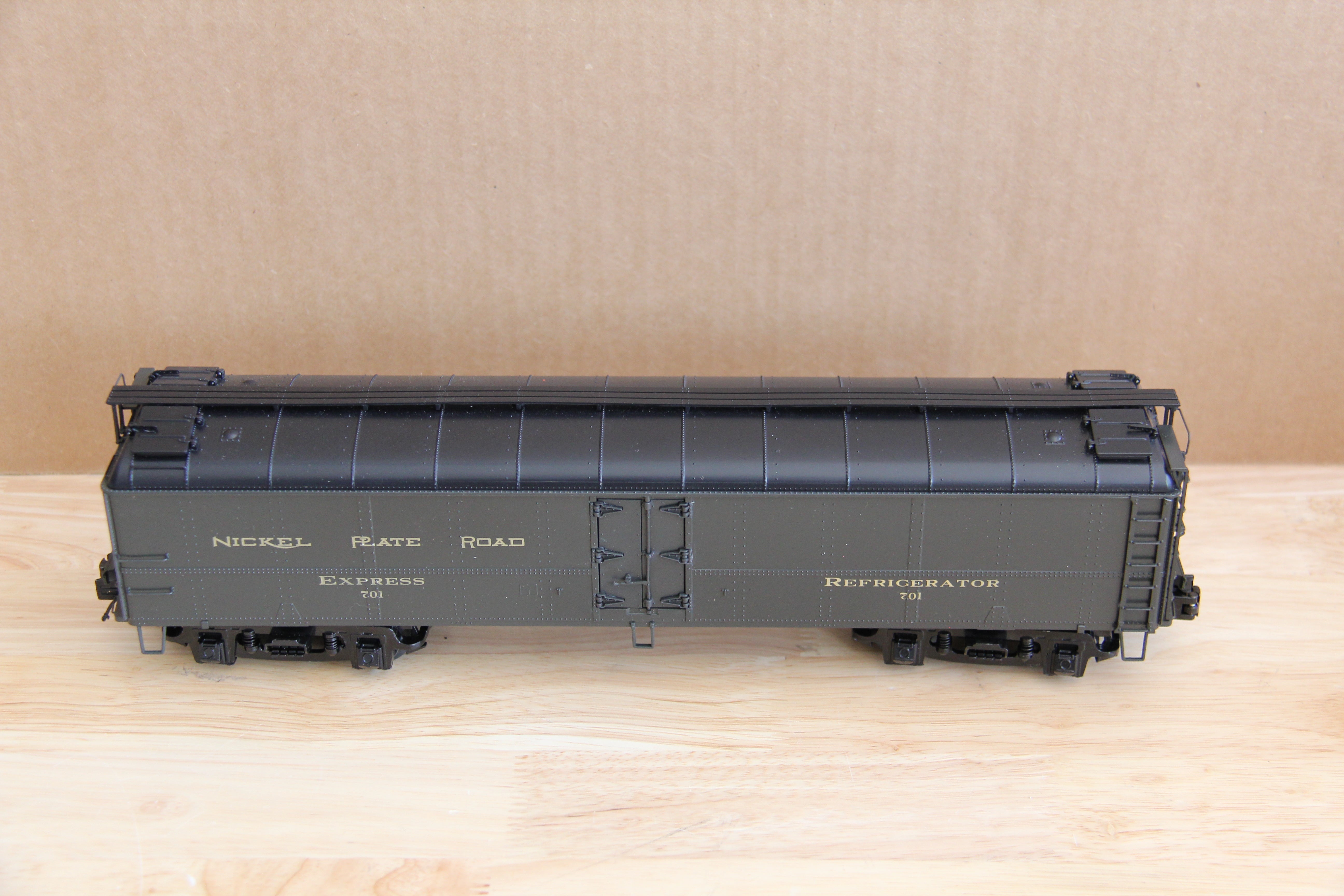 MTH 20-94272 Nickel Plate Road #701 R50B Express Reefer Car-Second hand-M2093