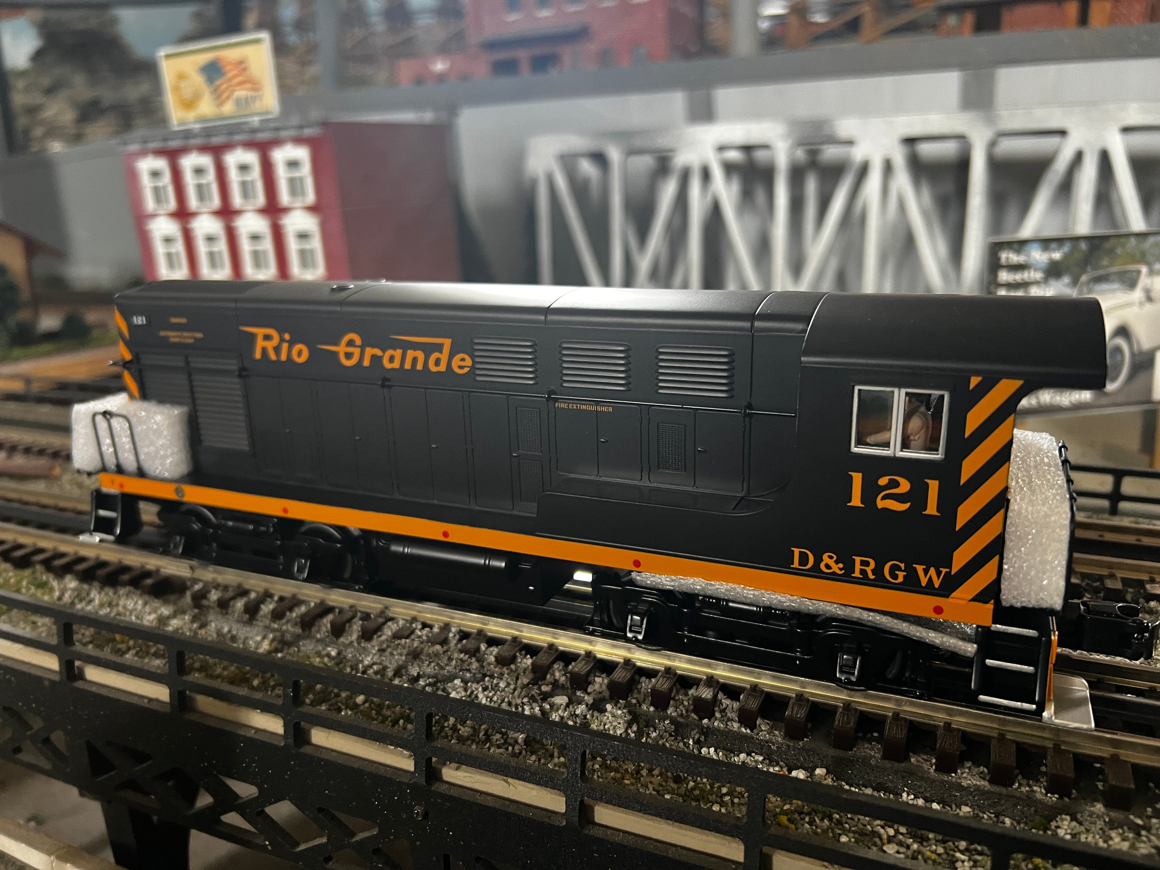 MTH 30-21024-1 - FM H10-44 Diesel Engine "Denver & Rio Grande Western" #123 w/ PS3 - Custom Run for Berwyn’s