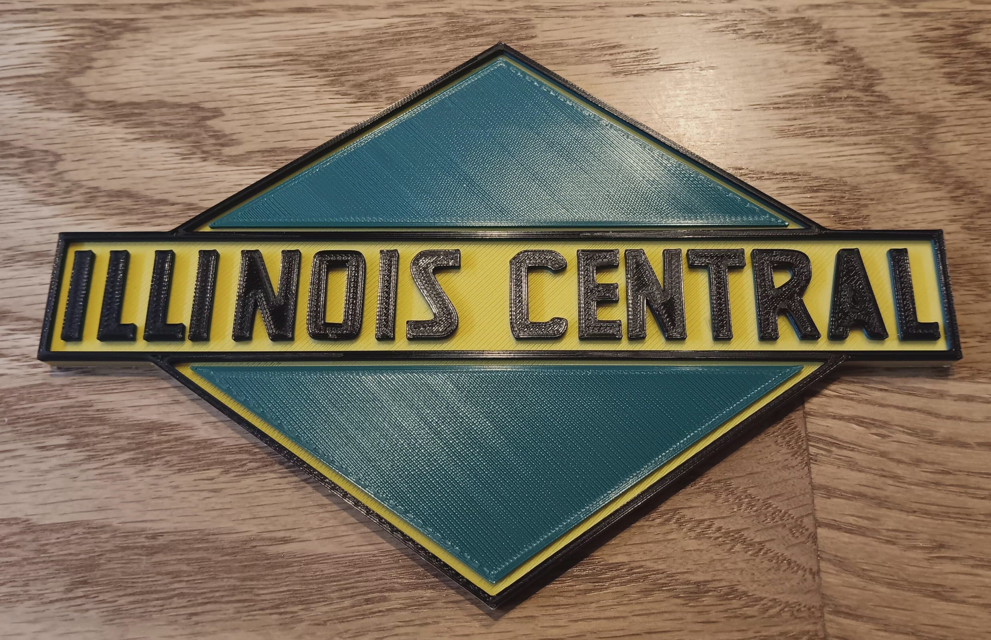 Trackside 3D #14 - 3D Printed Railroad Signs "Illinois Central" (Dark)