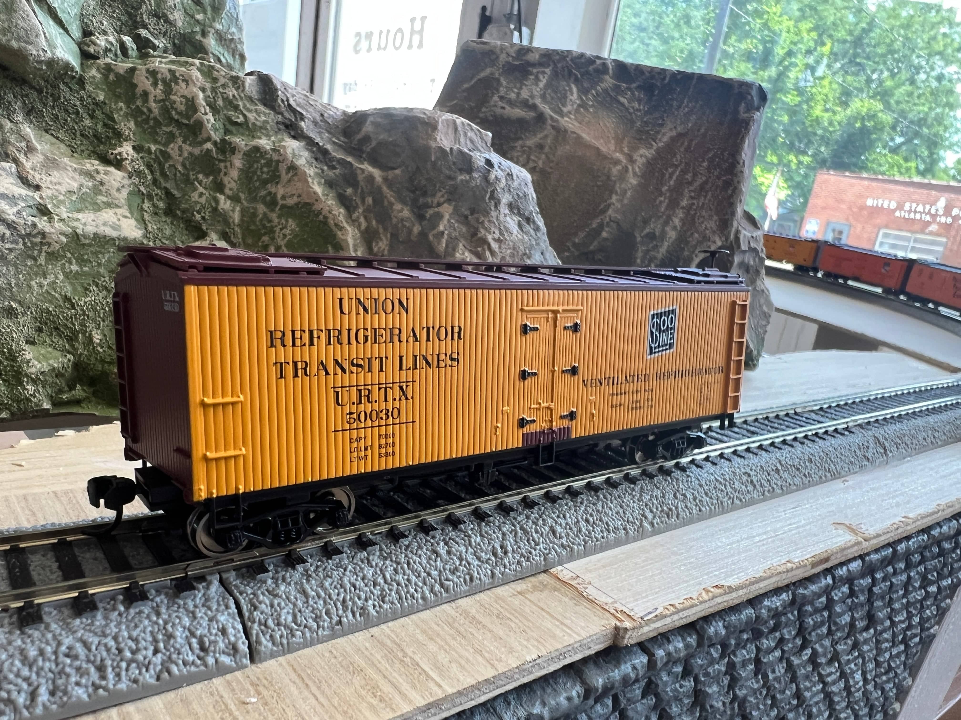 Walthers HO 910-41242 - Mainline - 40' Wood Reefer w/ Wood Ends "SOO Line" #50055