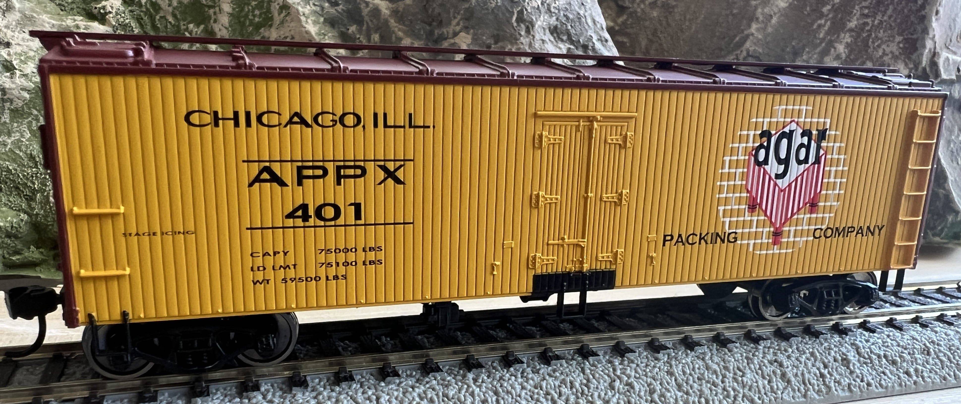 Walthers HO 910-41301 - Mainline - 40' Wood Reefer w/ Steel Ends "APPX" #401 (Agar)
