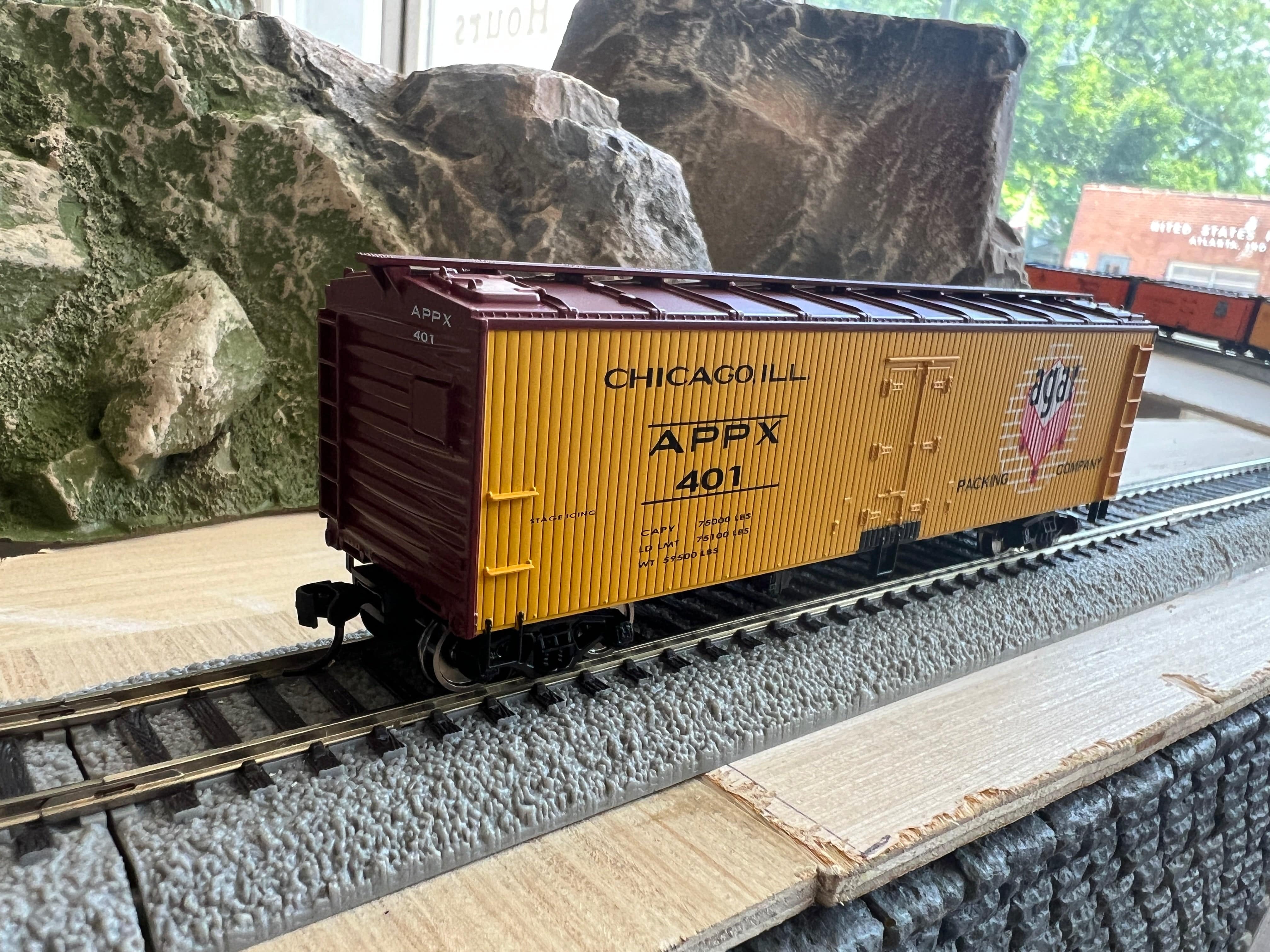 Walthers HO 910-41304 - Mainline - 40' Wood Reefer w/ Steel Ends "APPX" #414 (Agar)