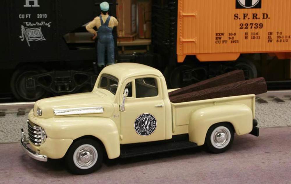Railyard Truck Series - 1948 Ford F1 Pickup "Pittsburgh & West Virginia Railway" (Cream) 1/43 Diecast Car