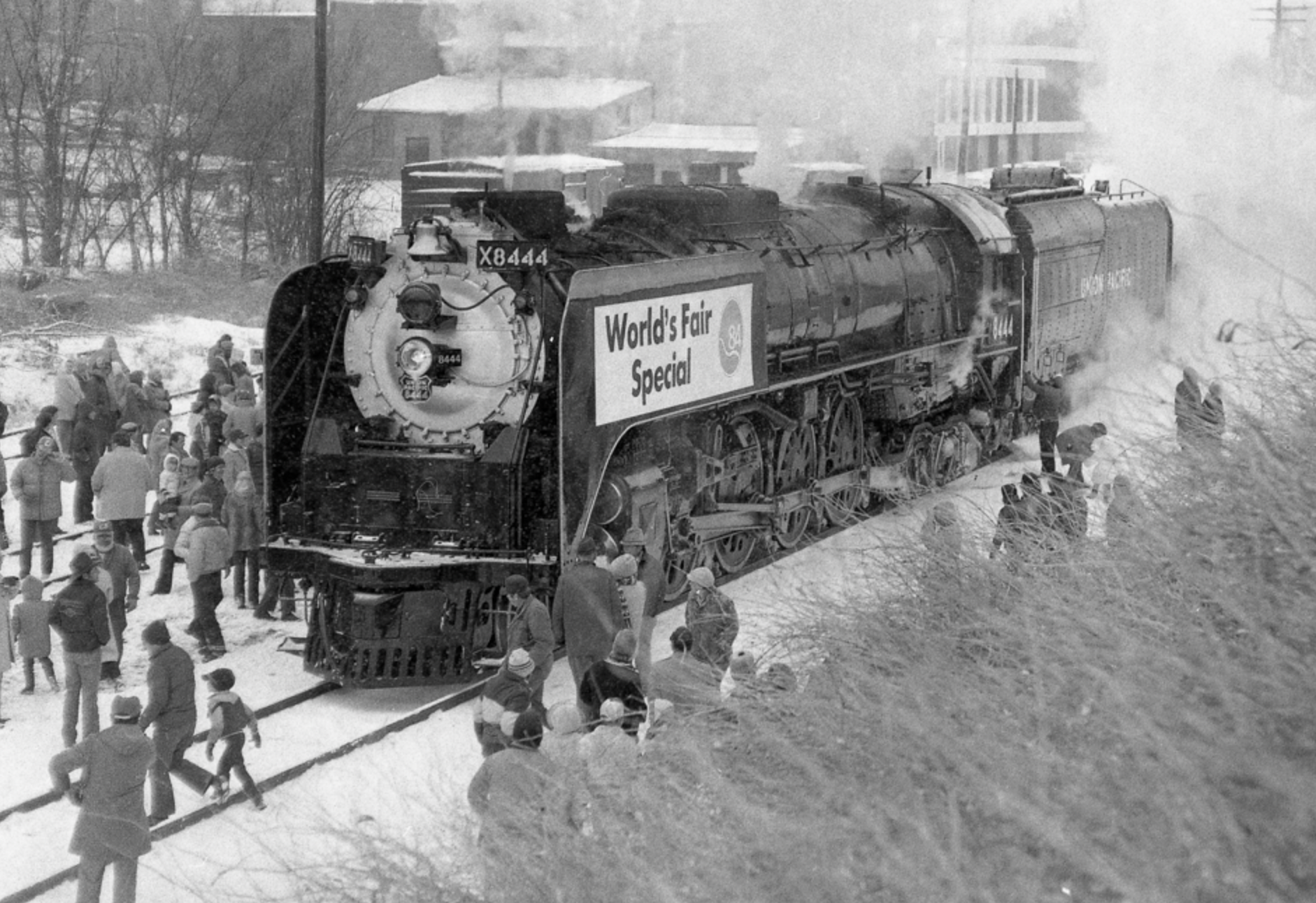 MTH 20-3970-1 - FEF 4-8-4 Northern Steam Engine "Union Pacific" #8444 w/ PS3 (World's Fair Edition)