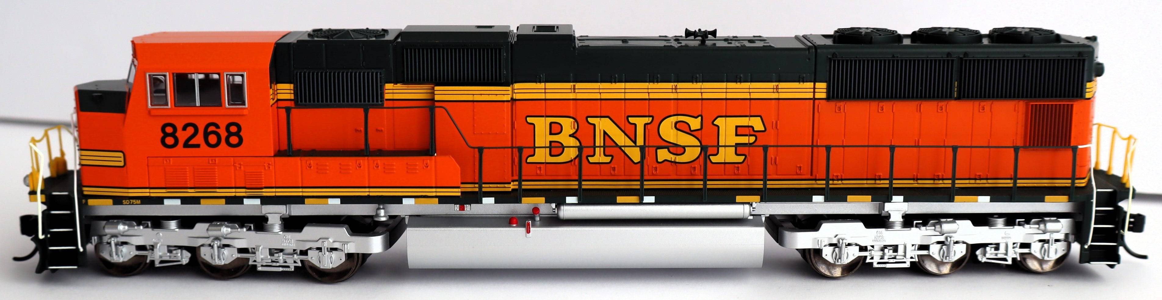 Walthers HO 910-21003 - Mainline - SD75M Diesel Locomotive "BNSF" #8252 (w/DCC/Sound)