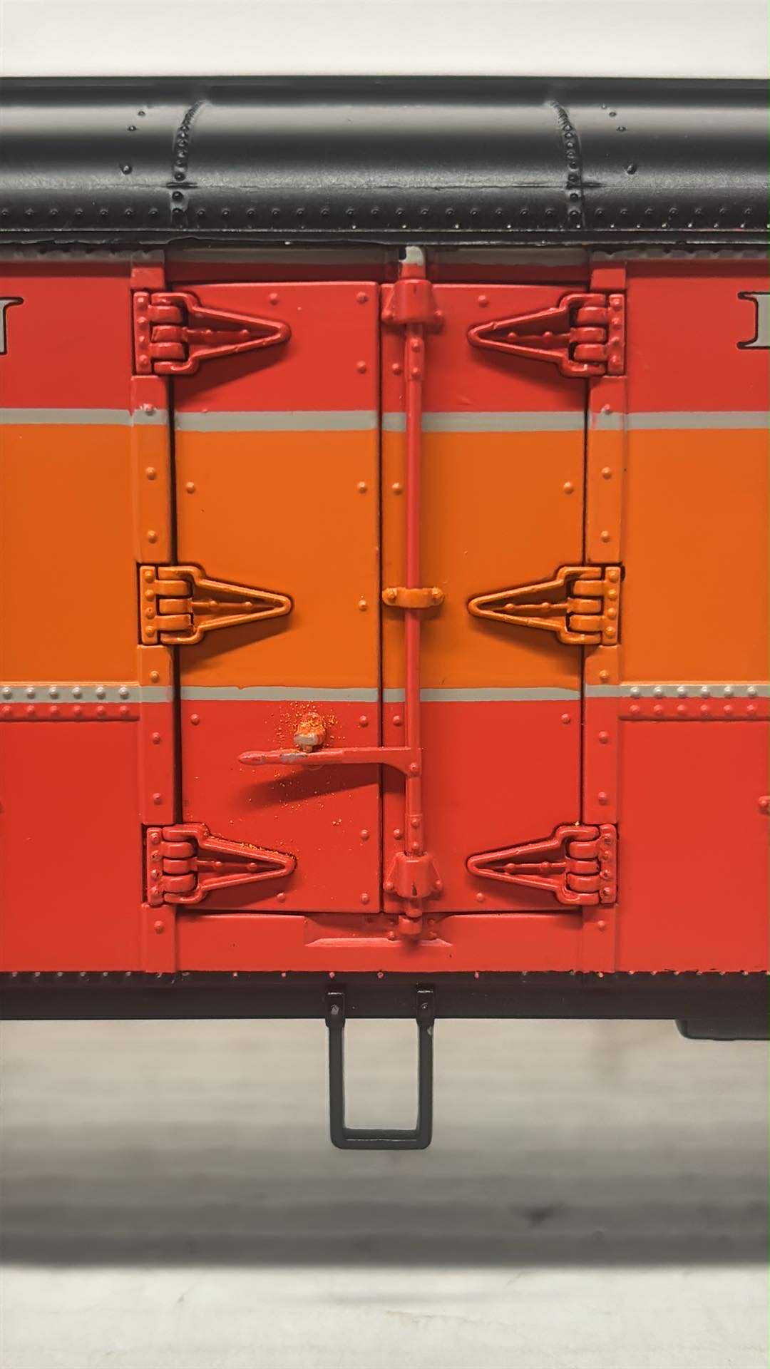 MTH 20-94752 Southern Pacific "Daylight" R50B Express Reefer Car-Second hand-M6715