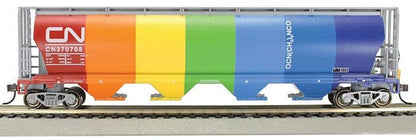 Bachmann HO 73805 - Cylindrical 4-Bay Grain Hopper Car "Canadian National" #370708 w/ Flashing End-Of-Train Device