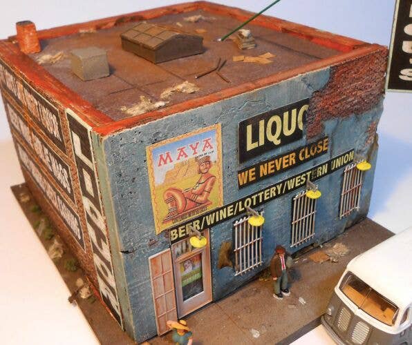 Downtown Deco HO 1065 - Fat Lou's Building (Kit)