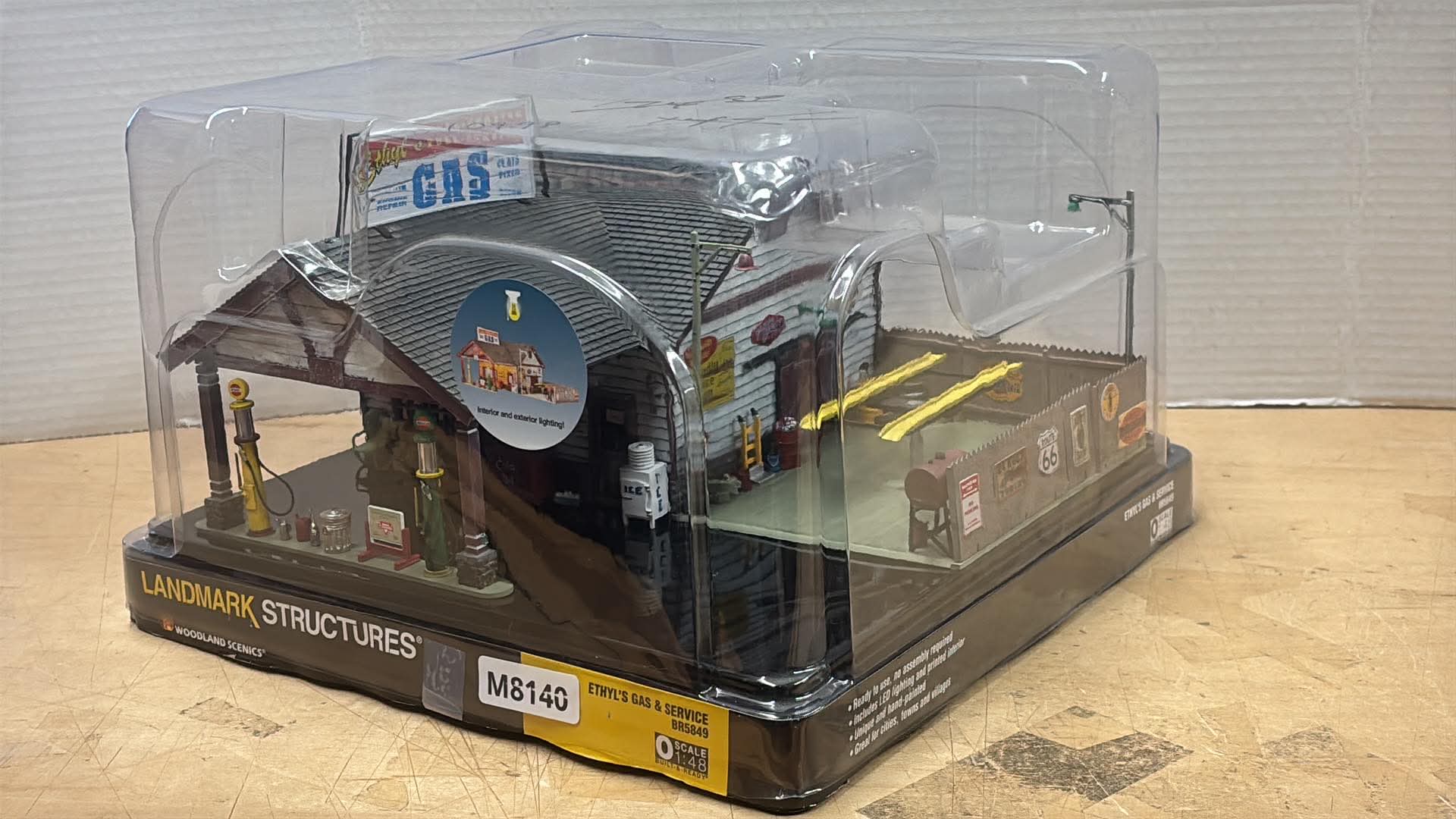 Woodland Scenics BR5849 Ethyl's Gas & Service-Second hand-M8140