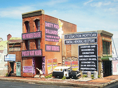 Downtown Deco HO 1048 - Coming and Going Building (Kit)