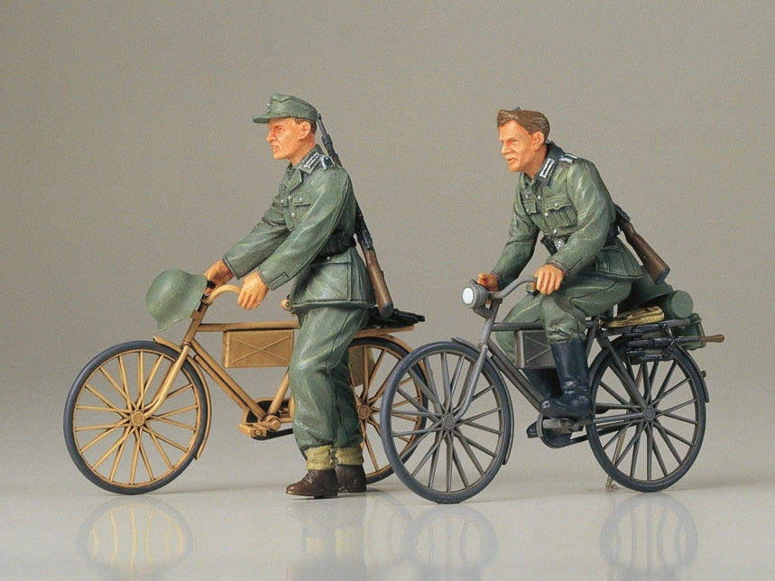 Tamiya 35240 - German Soldiers w/ Bicycle - 1/35 Scale Model Kit
