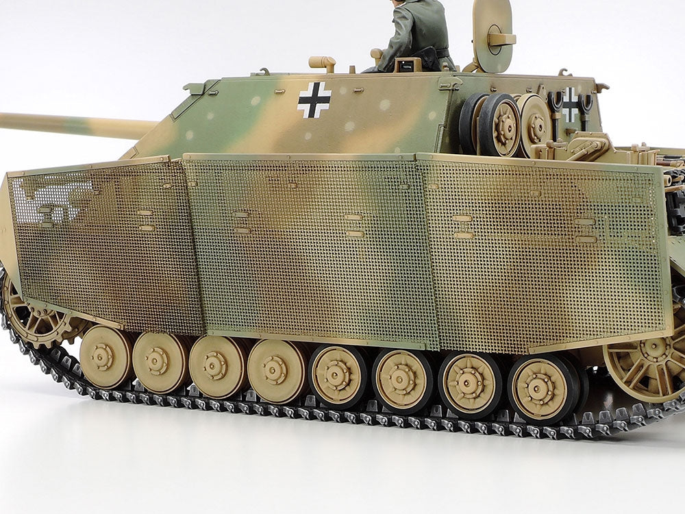 Tamiya 35381 - German Panzer IV/70(A) - 1/35 Scale Model Kit