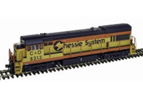 Atlas HO 10004285 - Master - Gold Model - GE U30B "Chessie System" #8213 (Phase 2)