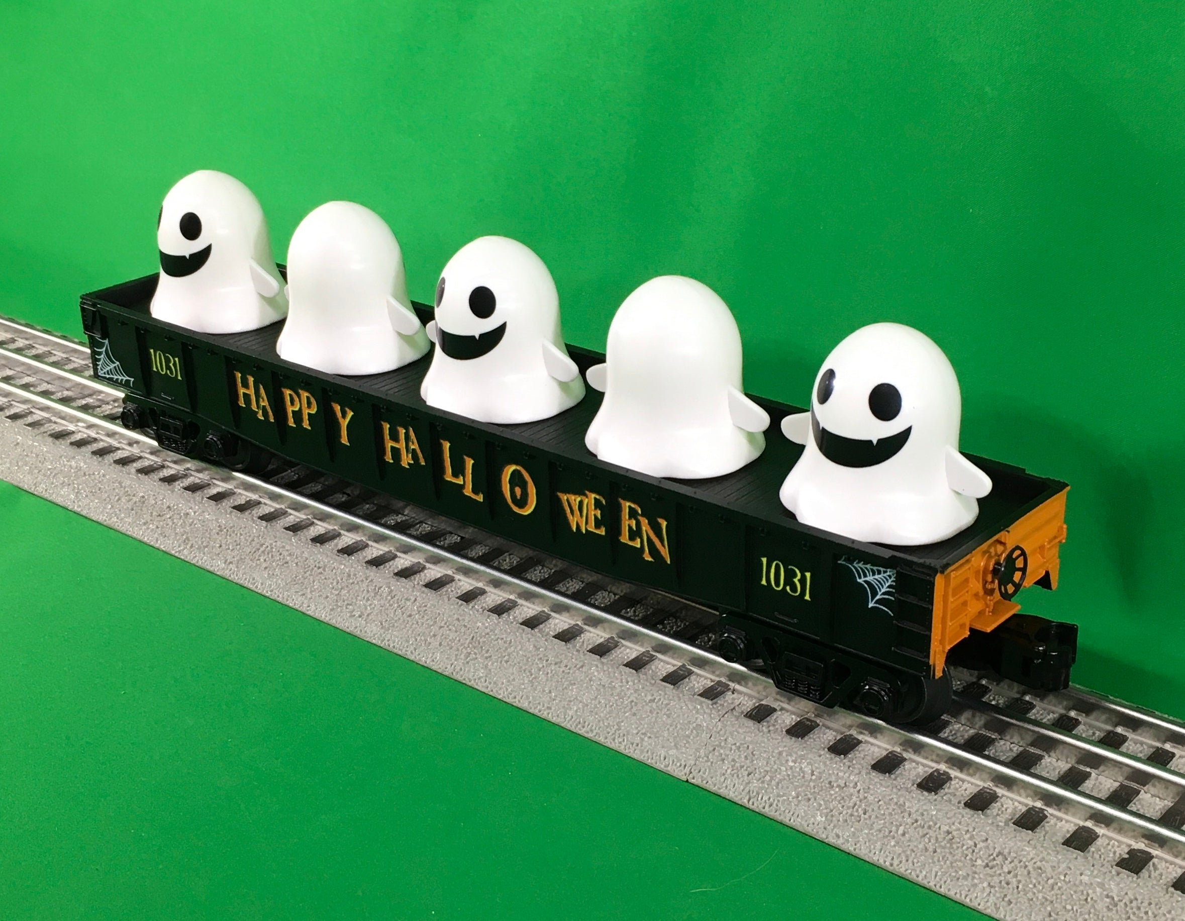 MTH 30-72226 - Gondola Car "Halloween" w/ Flickering Lighted Ghosts #1031 (Black)