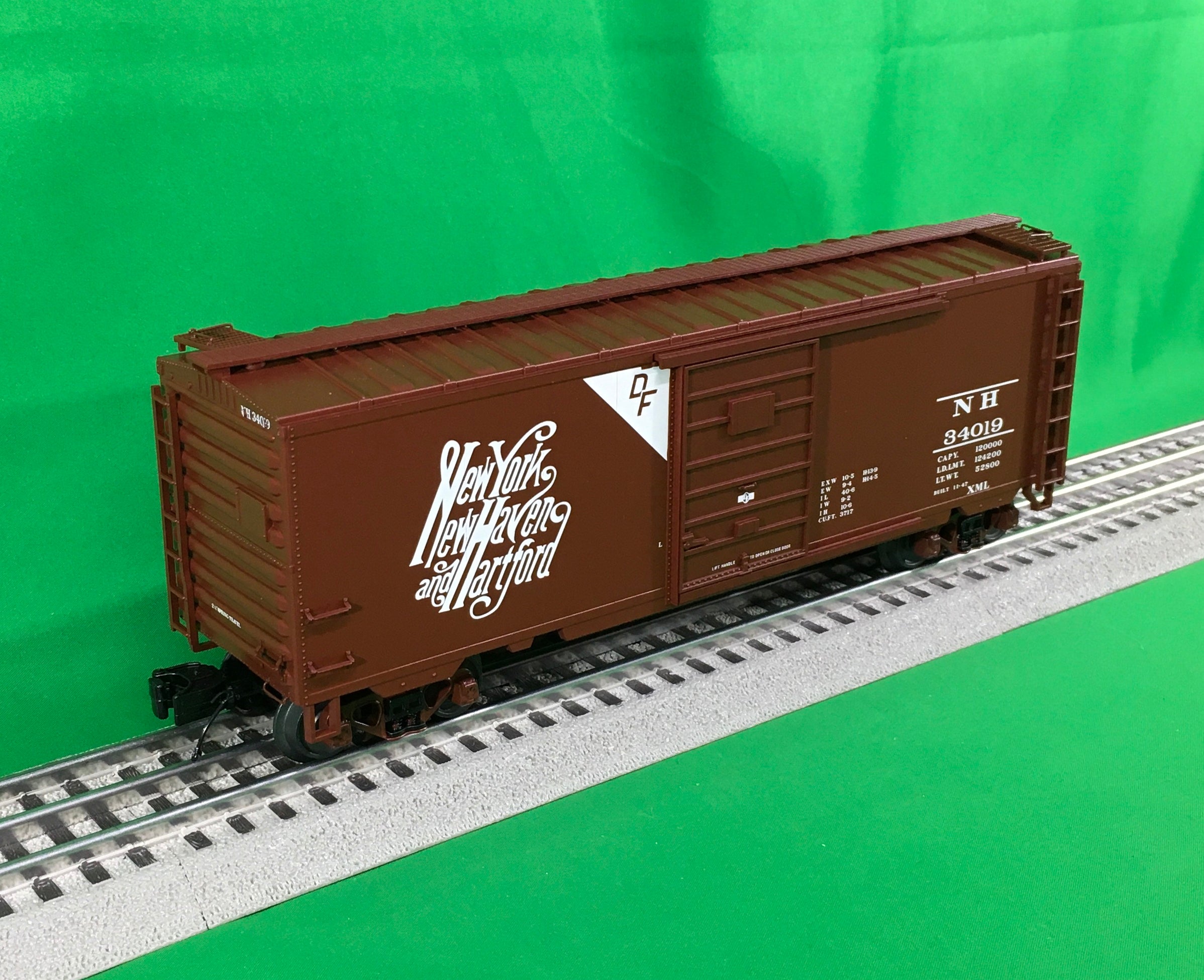 Atlas O 3001336 - Premier - 40' PS-1 Boxcar "New Haven" w/ 7' Door