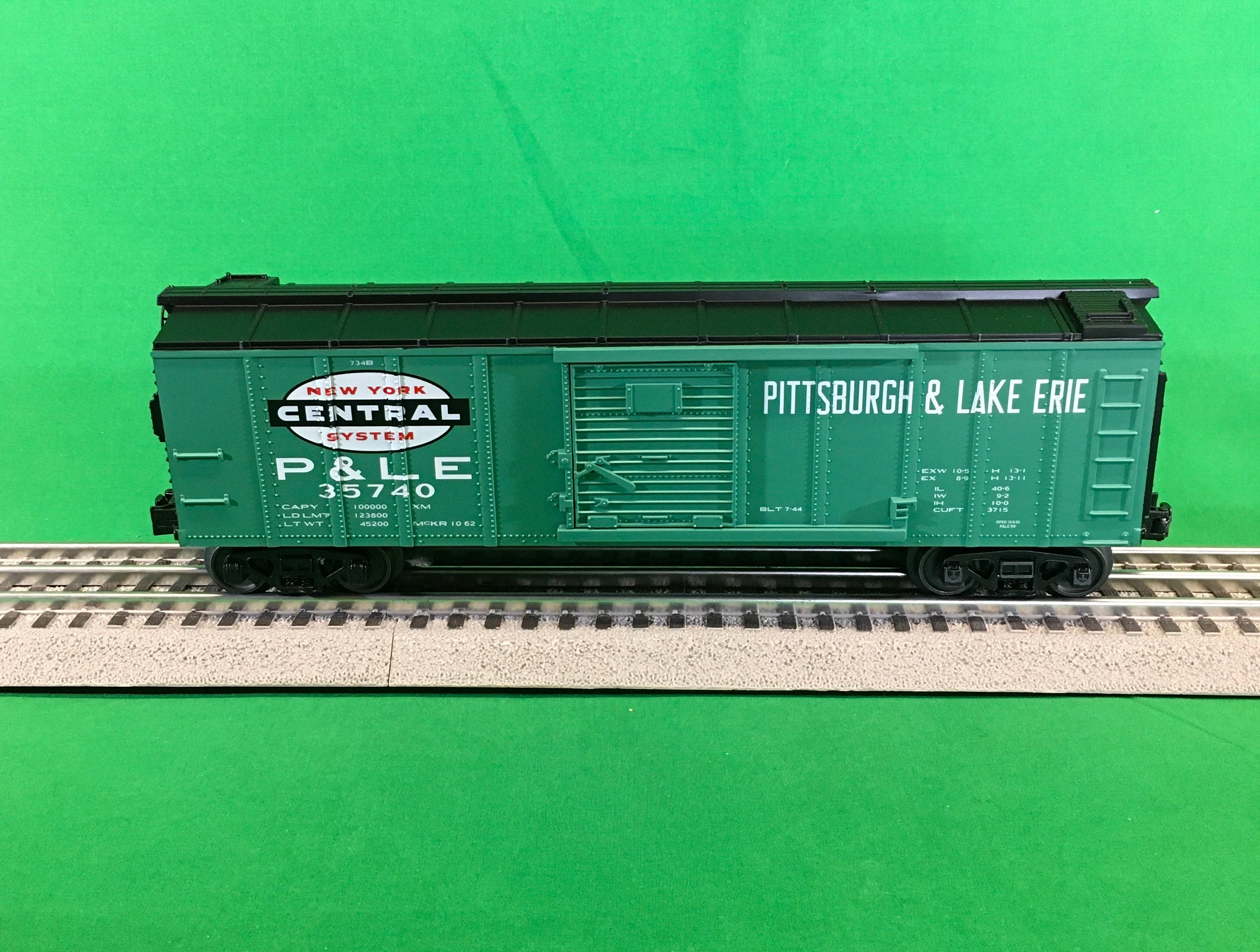 MTH 30-71159 - Box Car "Pittsburgh & Lake Erie" #35740 (New York Central)