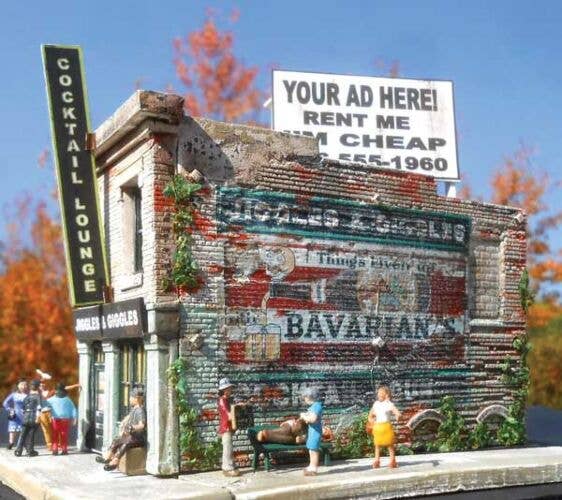 Downtown Deco HO 1086 - Jiggles & Giggles Building (Kit)