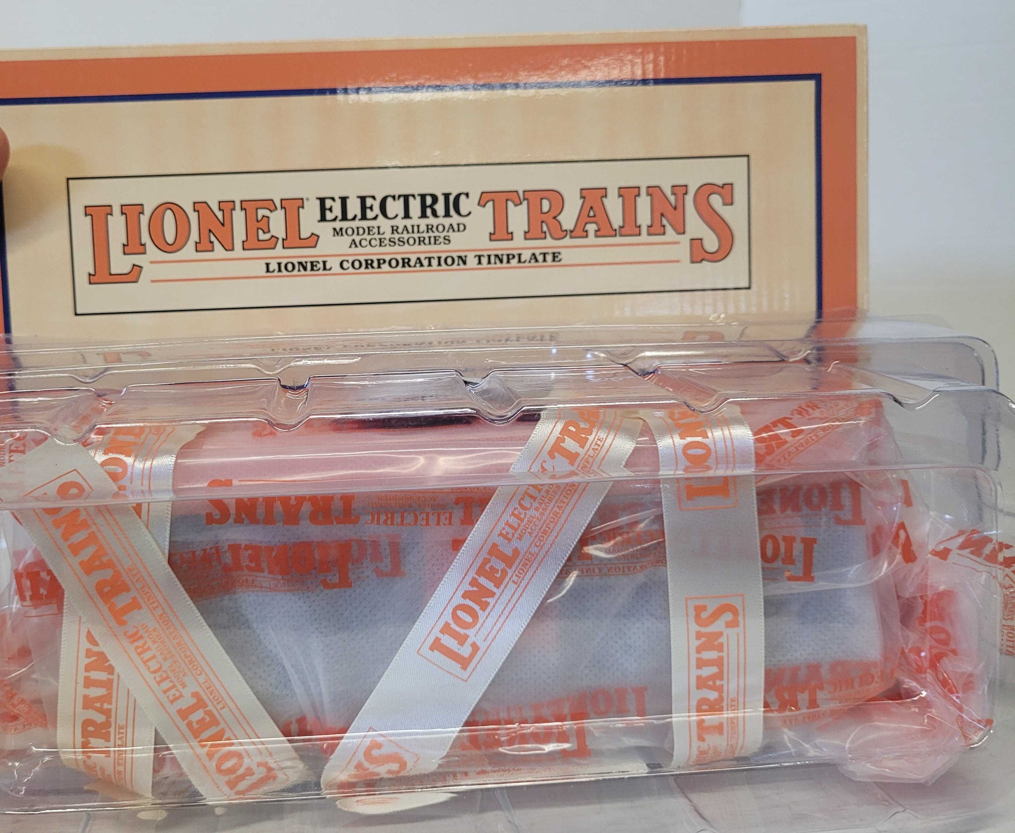 MTH 11-70163 Lionel Corporation Tinplate No. 2814R O Gauge Refrigerator Car-Second hand-M1346