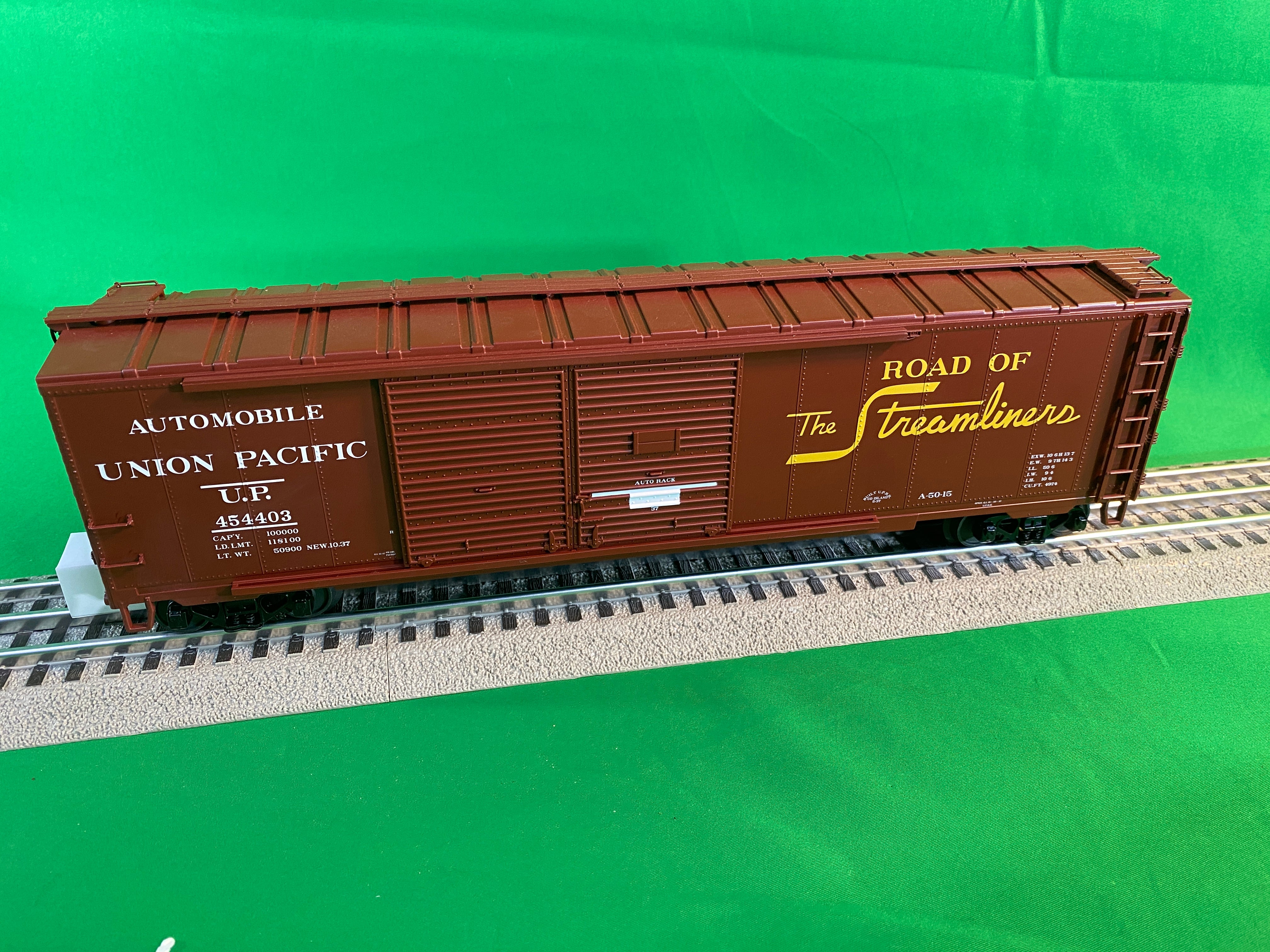 MTH 20-93784 Union Pacific Double Door 50' Box Car-Second hand-M5682