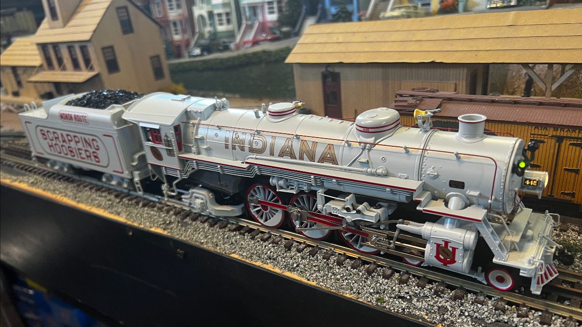 MTH 20-3809-1 - 4-6-2 USRA Pacific Steam Engine "Monon" #445 w/ PS3 (Indiana University) - Custom Run for MrMuffin'sTrains