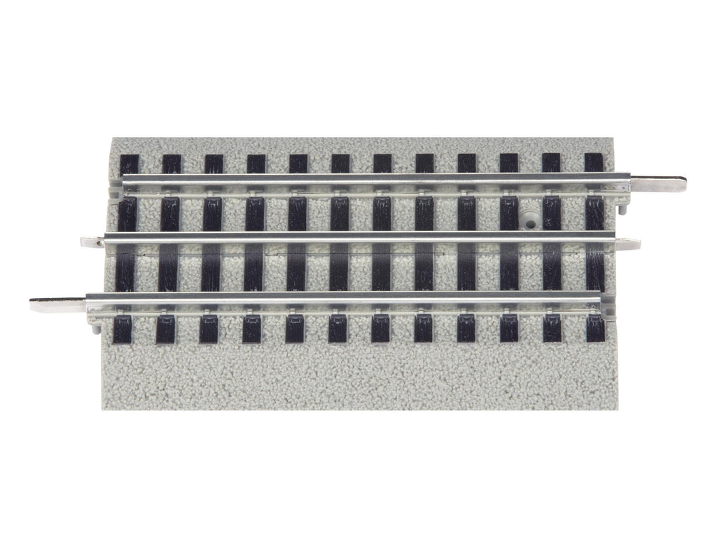 Lionel Fastrack 12025 Case store Of 24 - 4 1/2” Straight Train Tracks