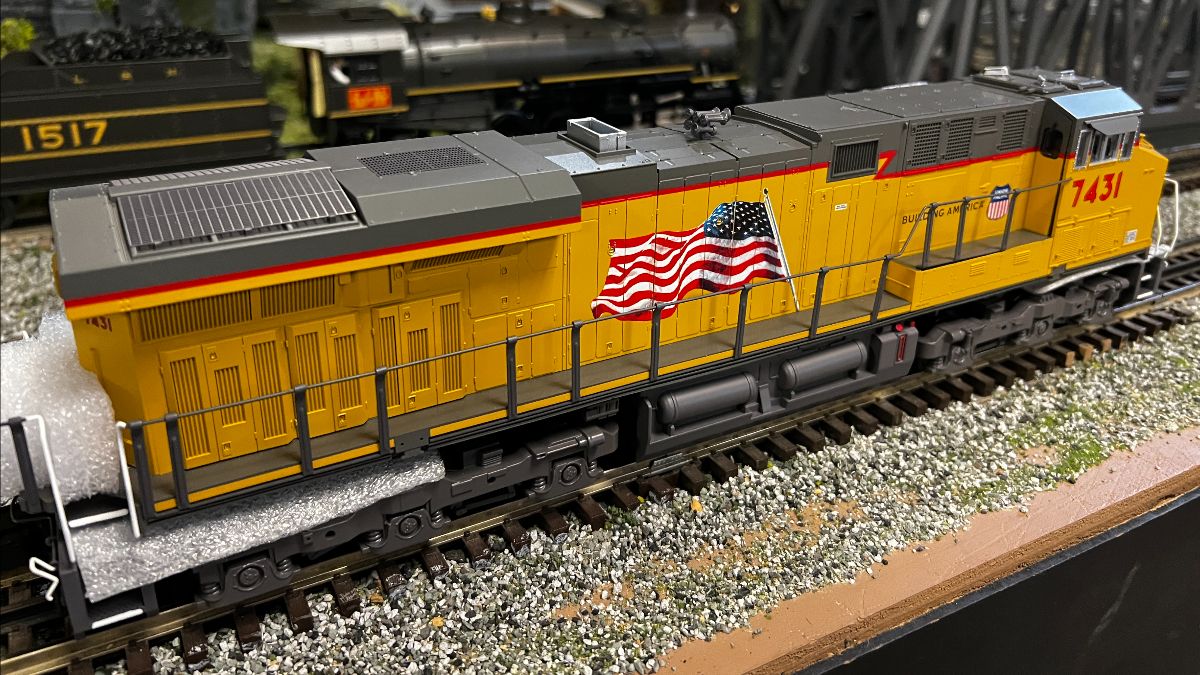 MTH 30-20978-1 - ES44AC Diesel Engine "Union Pacific" #7958 w/ PS3 (Flag)