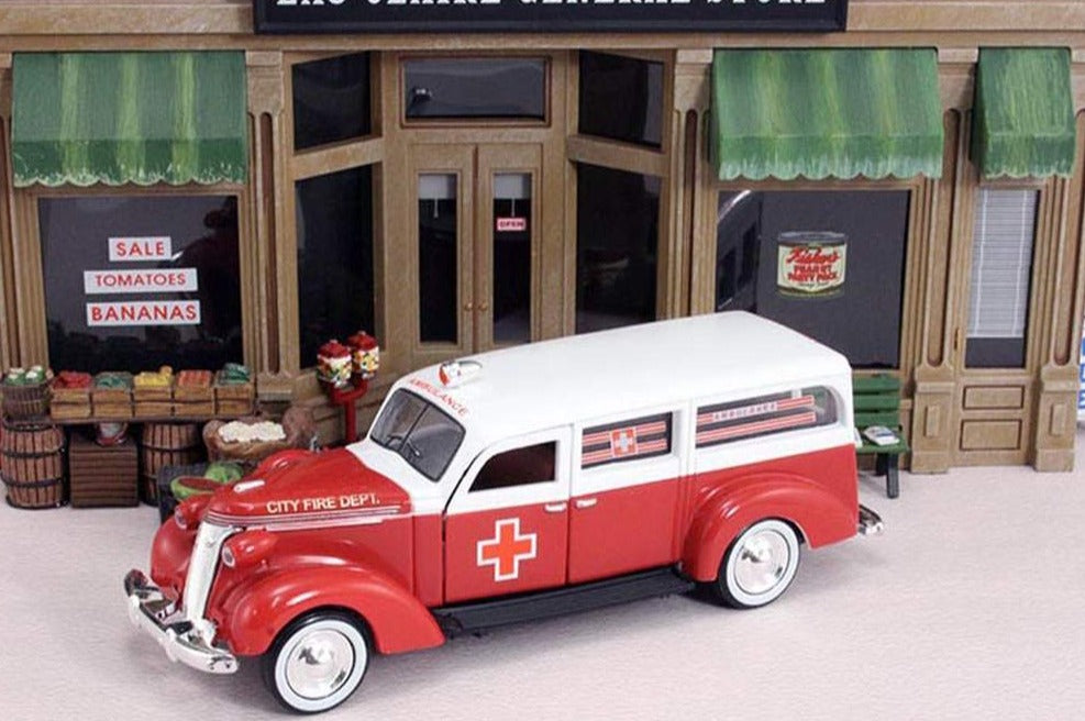 American Heritage Models 43-102 - 1937 Studebaker Ambulance (Red/White) - 1/43 Scale - MrMuffin'sTrains