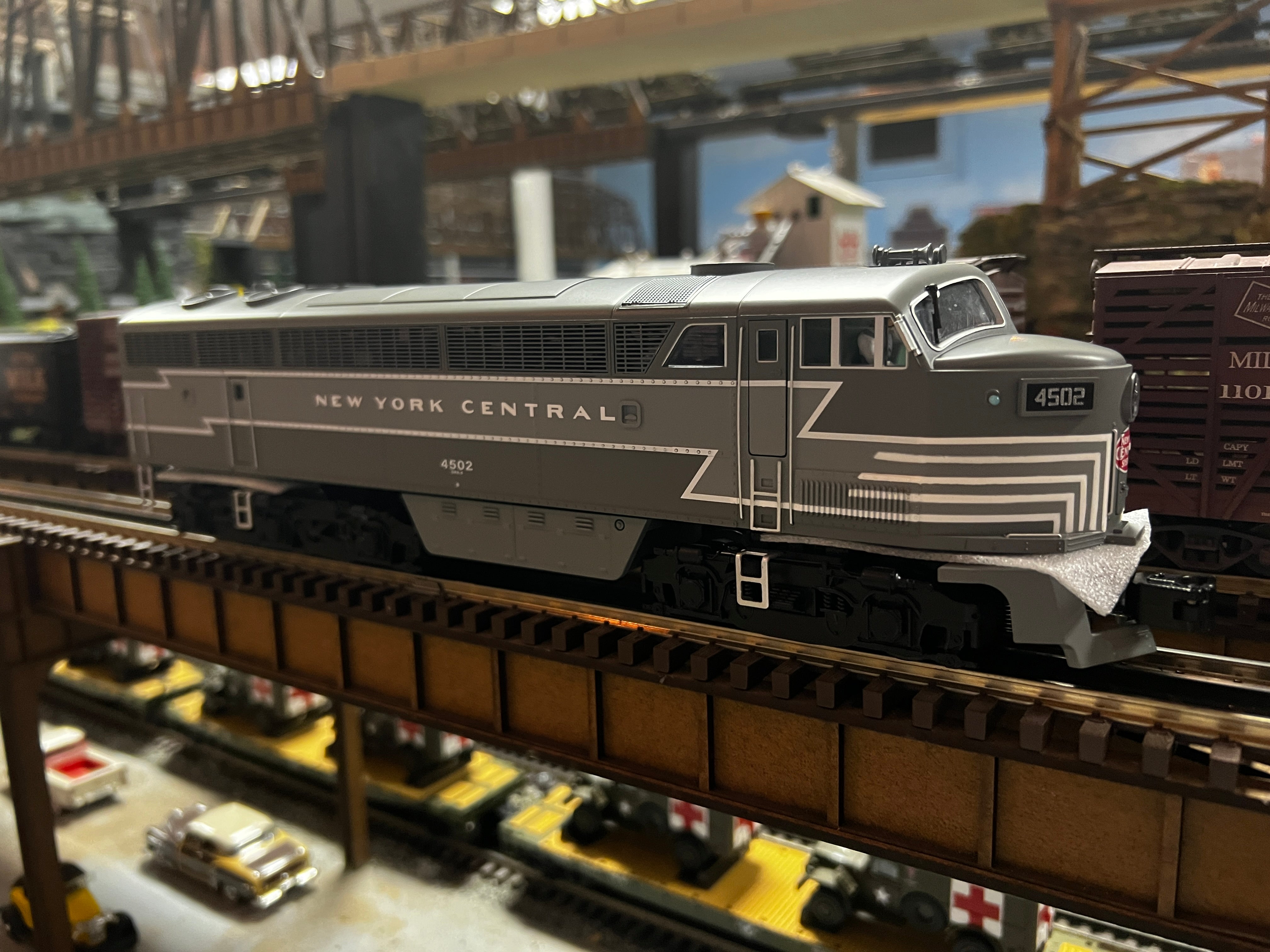 Lionel 2233302 - Legacy C Liner Diesel Locomotive "New York Central" #4502