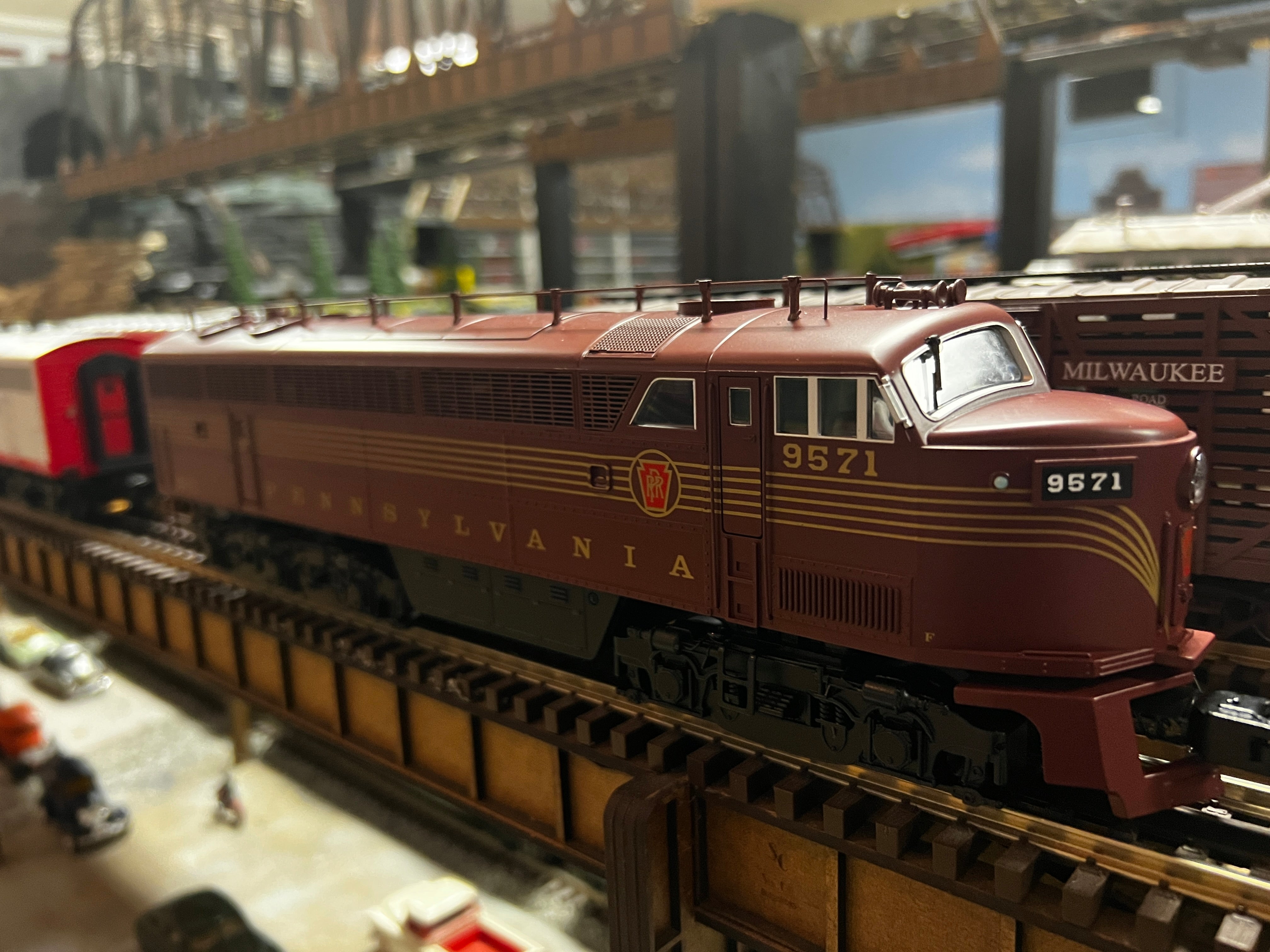 Lionel 2233312 - Legacy C Liner Diesel Locomotive "Pennsylvania" #9571