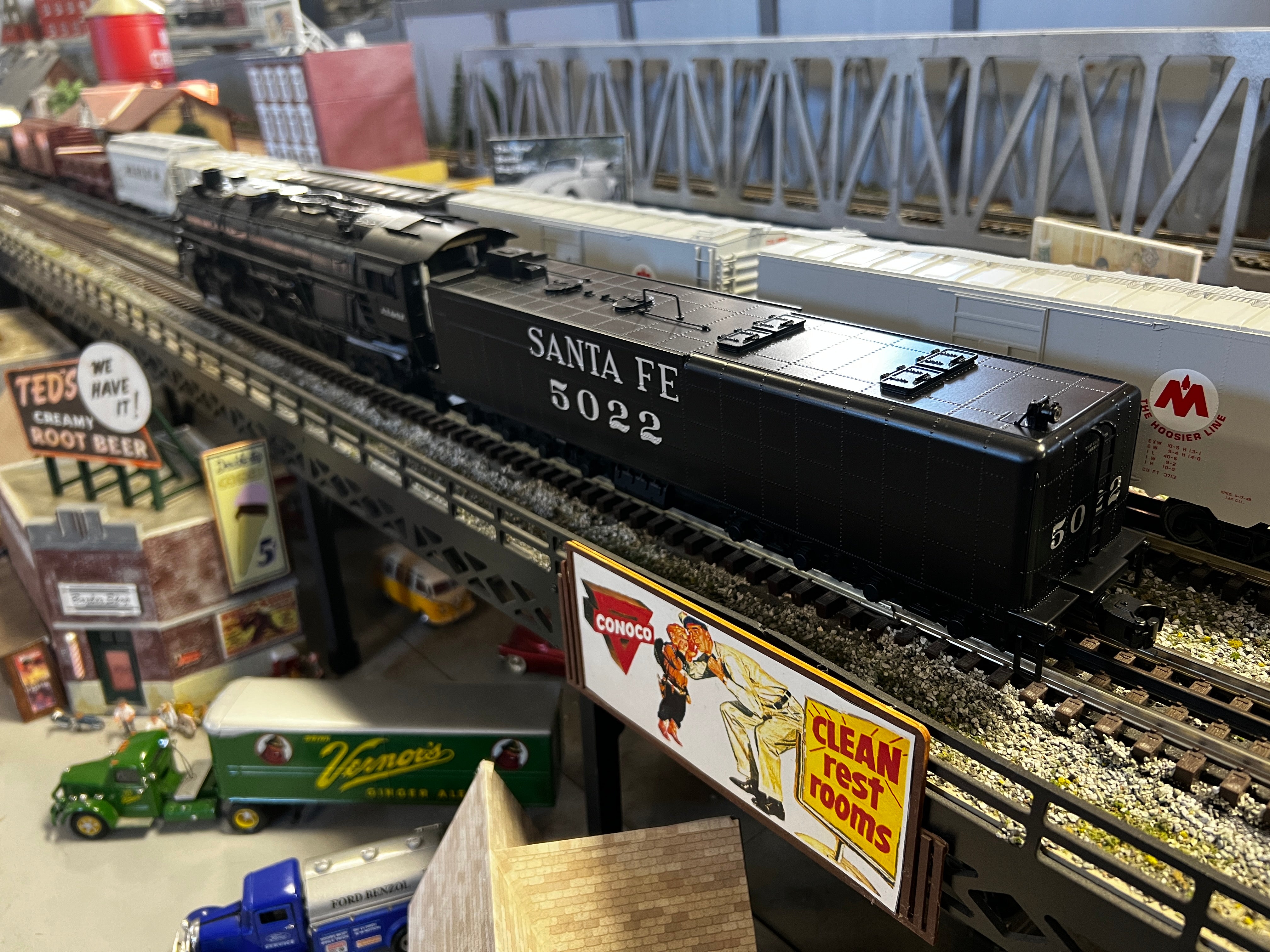 Lionel 2231141 - Legacy 2-10-4 Steam Locomotive "Santa Fe" #5011