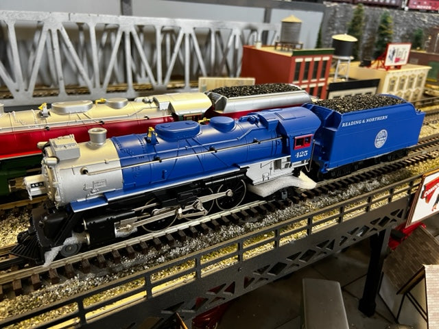Lionel 2232130 - LionChief+ 2.0 Pacific Steam Locomotive "Reading & Northern" #425