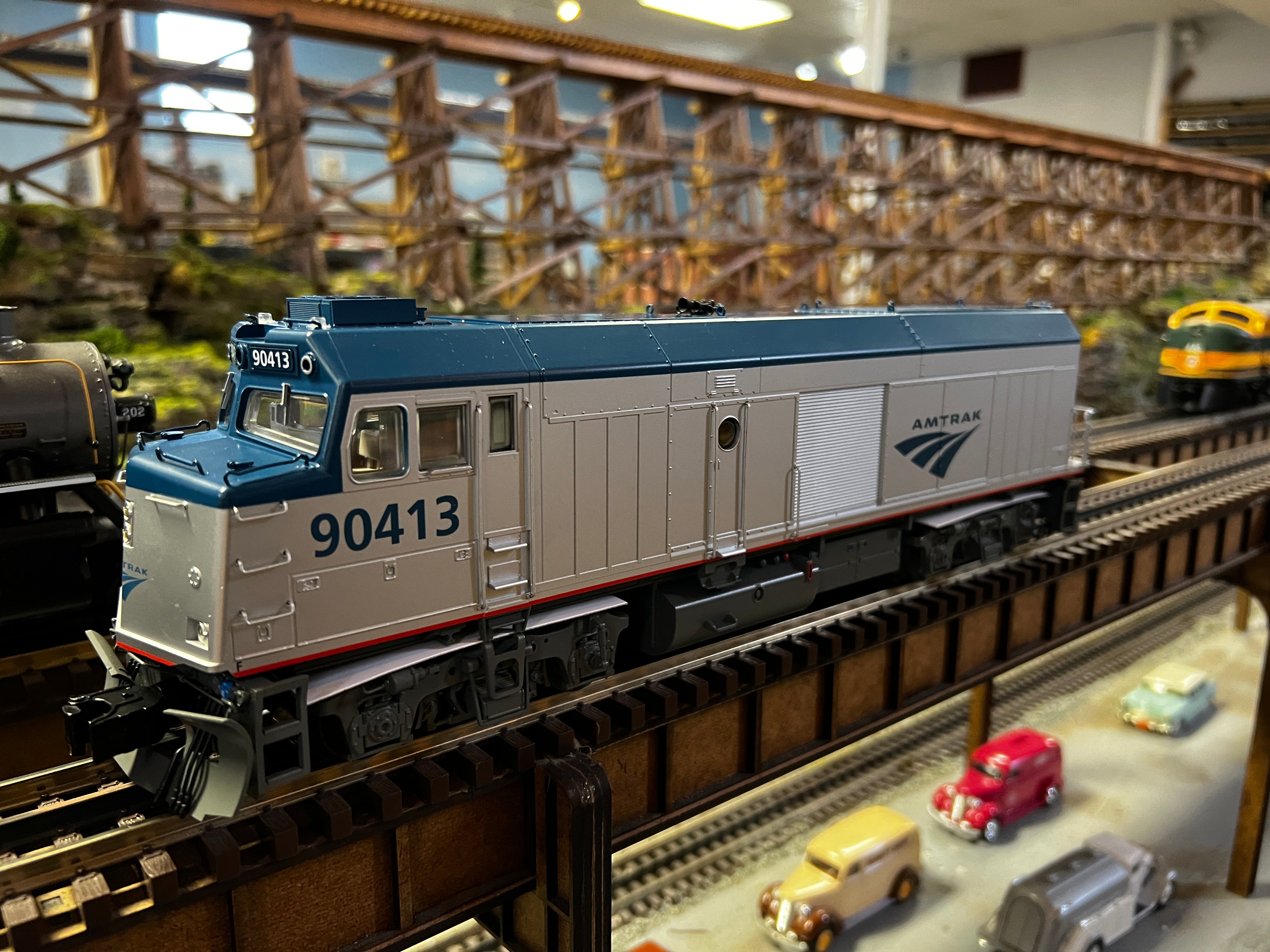 Lionel 2233790 - Legacy Cabbage Diesel Locomotive "Amtrak" #90413 (Phase V)