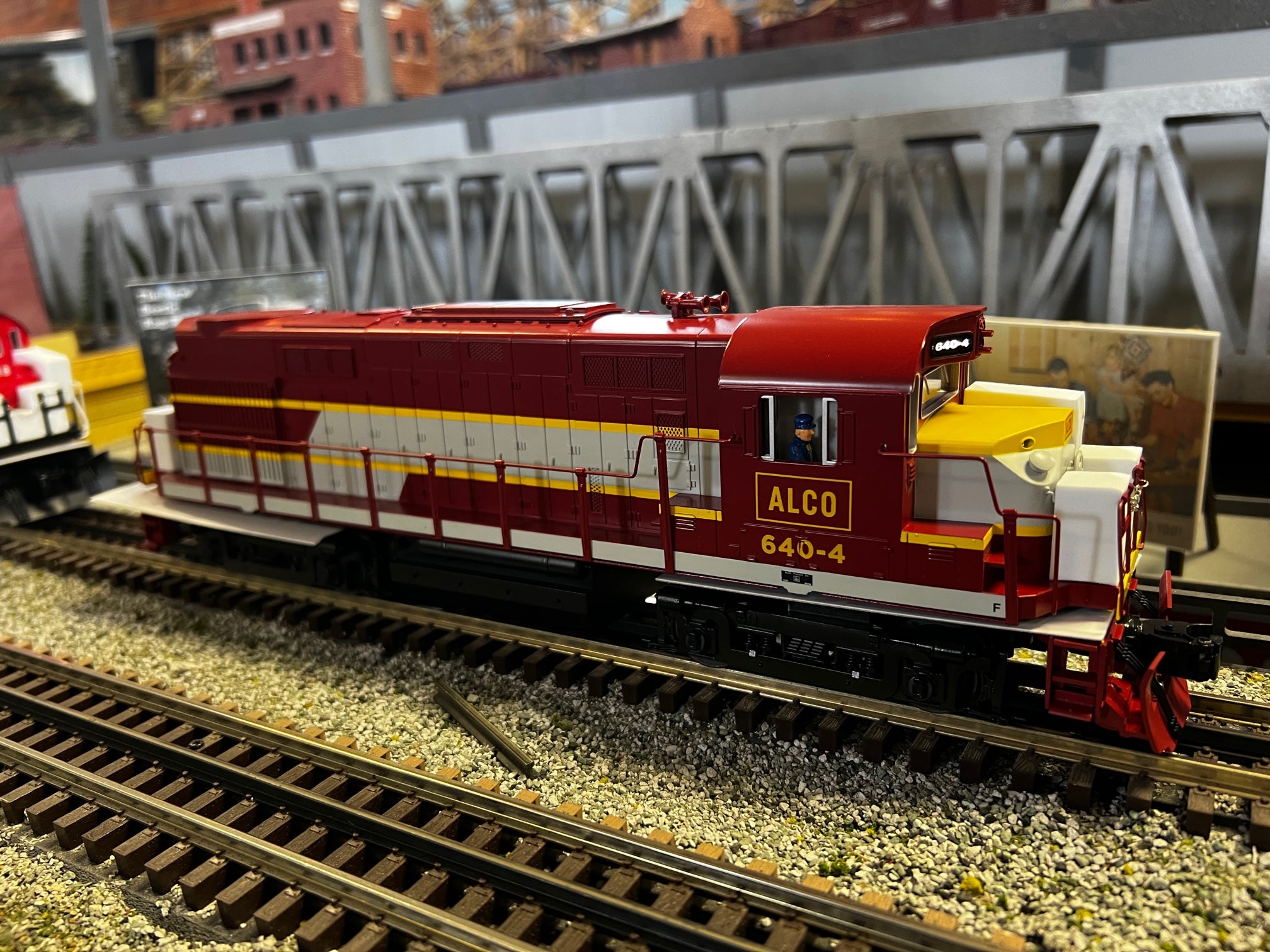 Lionel 2233321 - Legacy RS-27 Diesel Locomotive "ALCO" #640-2
