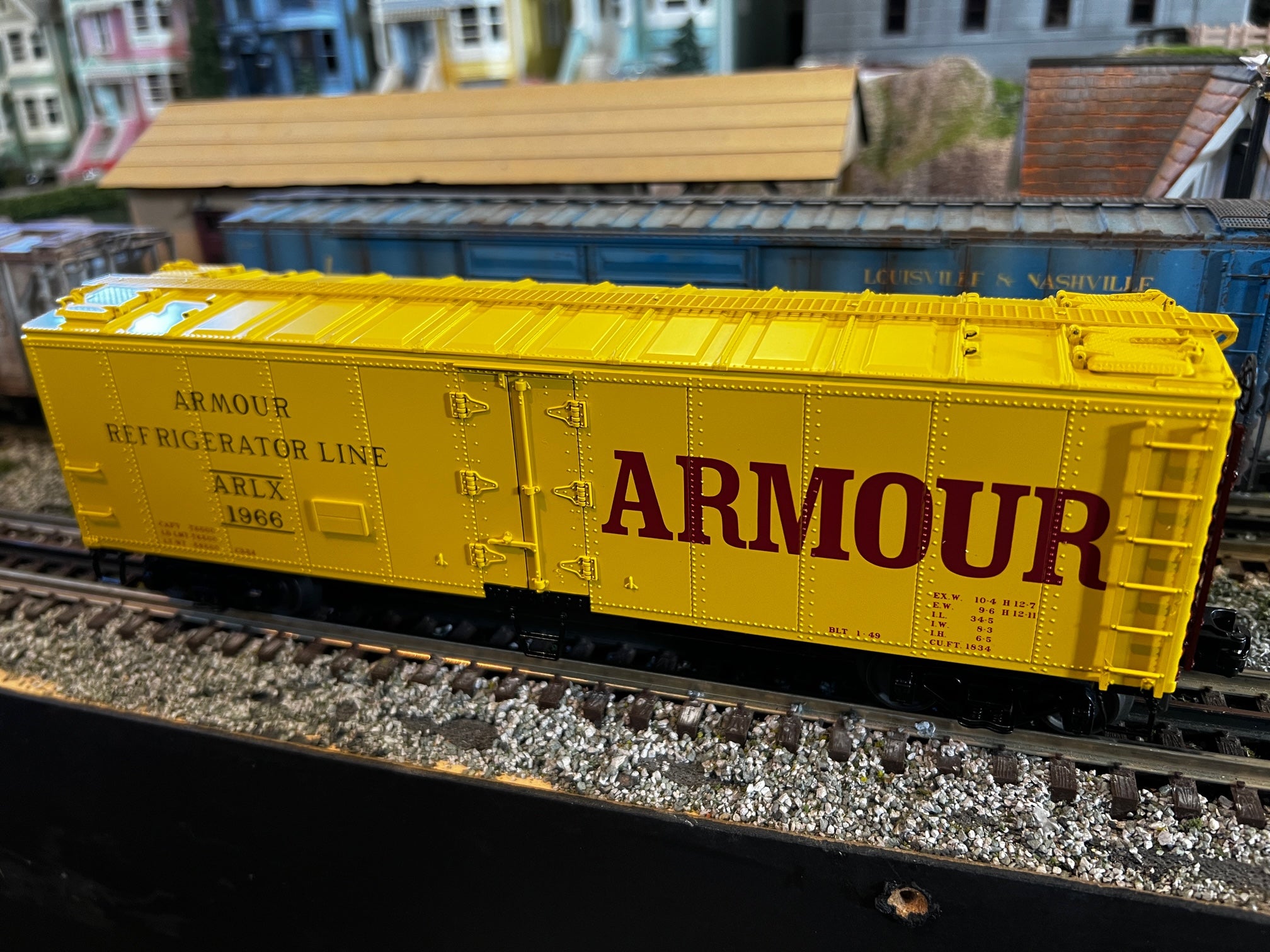 MTH 20-94597 - 40' Steel Sided Reefer Car "Armour" #1962 - Custom Run for MrMuffin'sTrains