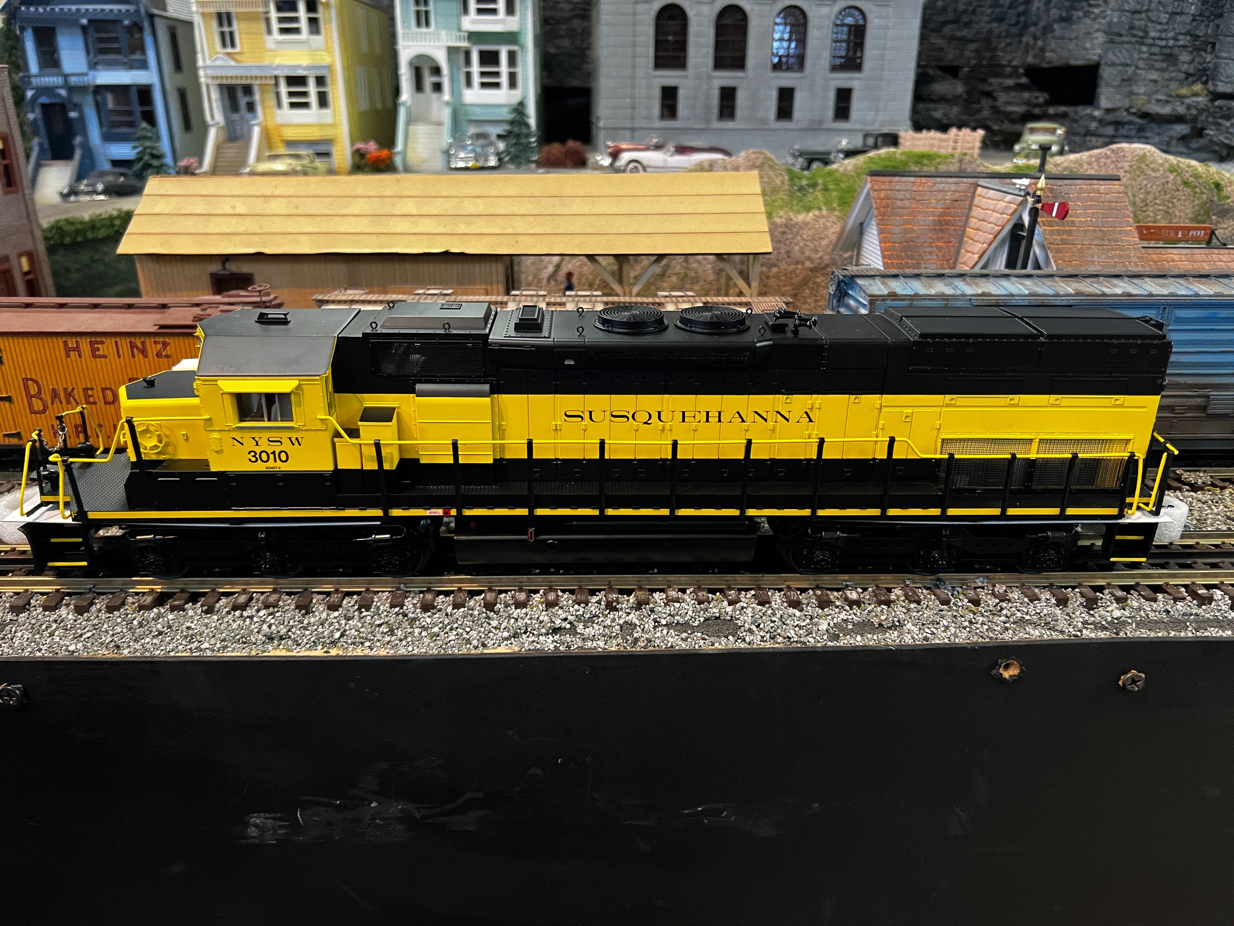 Lionel 2333402 - Legacy SD40T-2 Diesel Locomotive "Susquehanna" #3012