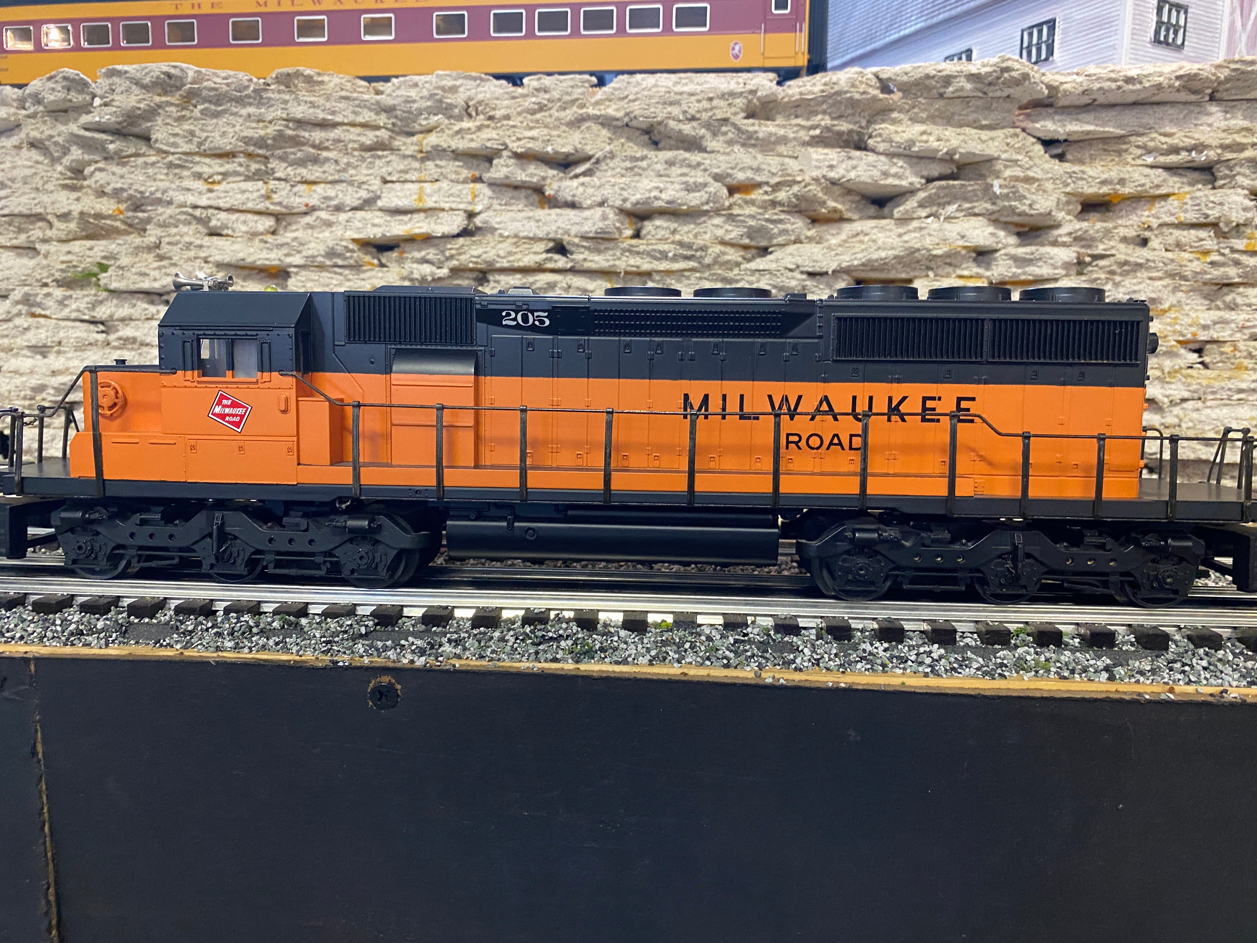 Weaver - EMD SD40-2 Diesel Locomotive "Milwaukee Road" - Second Hand-M1371