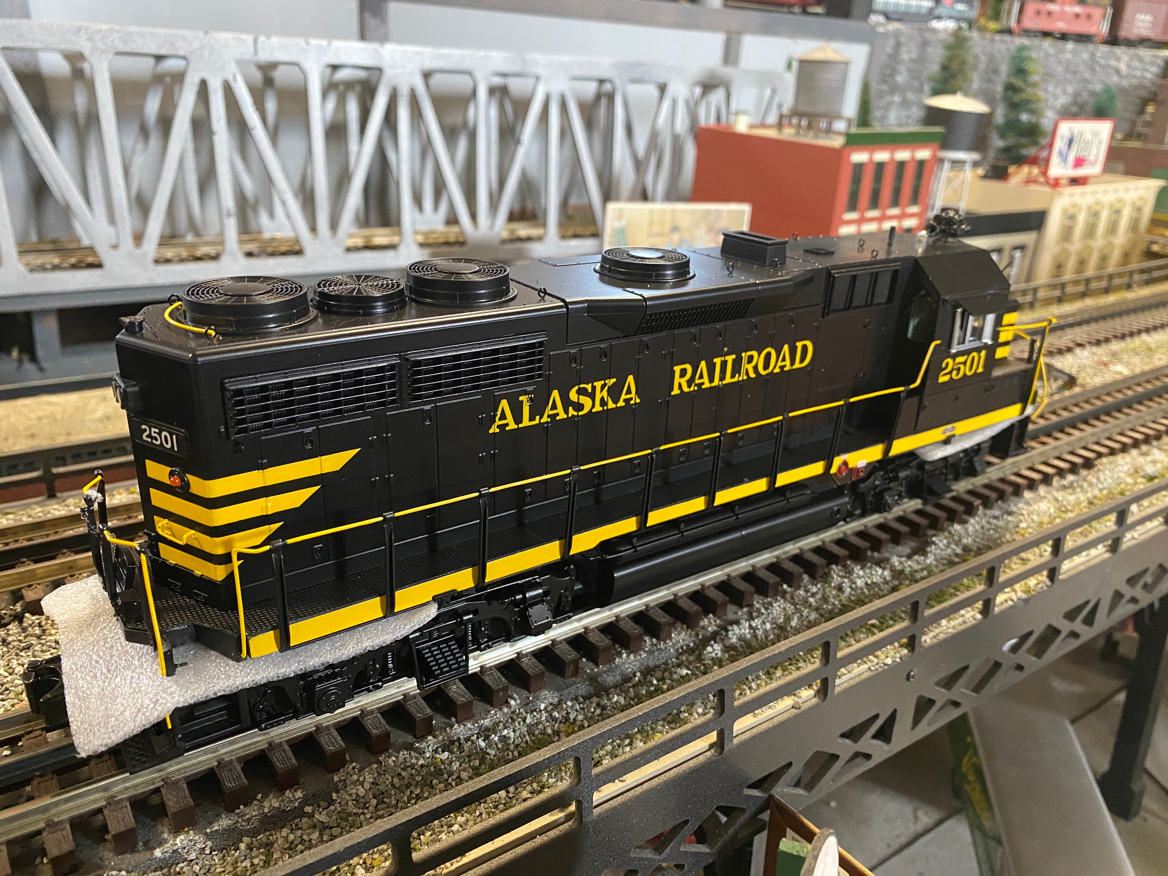MTH 20-21551-1 - GP-35 Diesel Engine "Alaska Railroad" #2503 w/ PS3