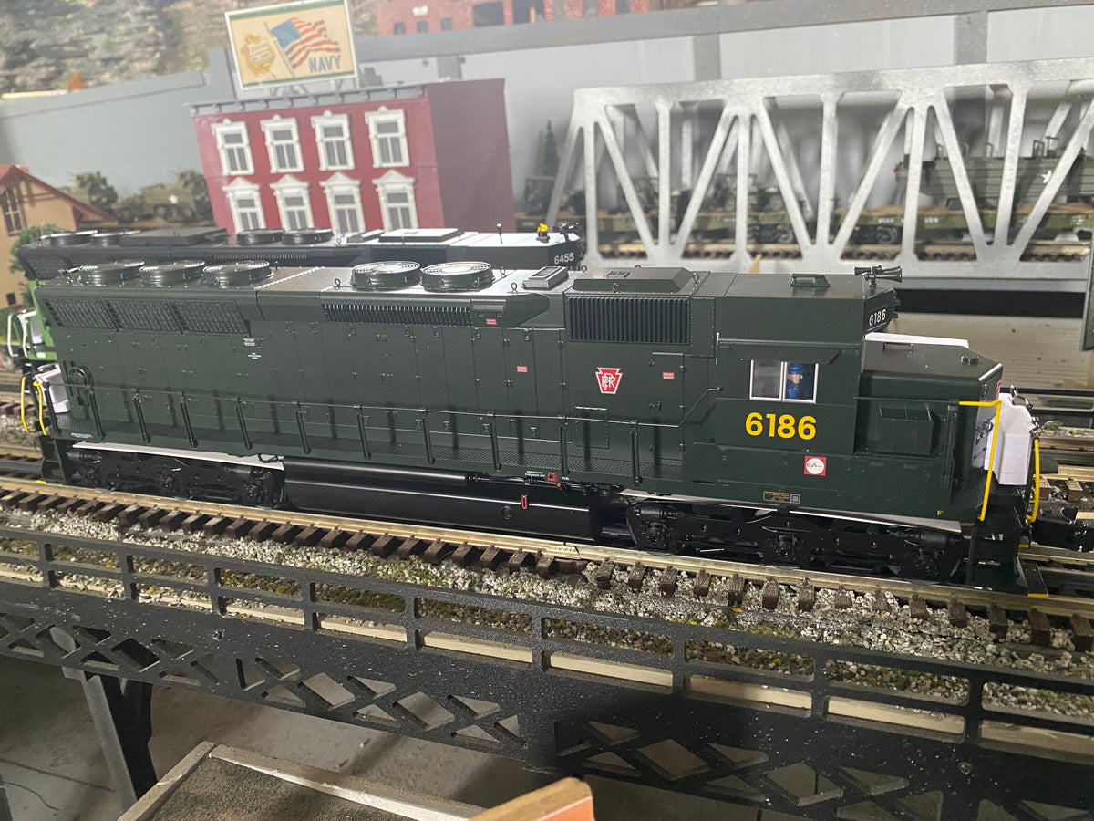 Lionel 2233131 - Legacy SD45 Diesel Locomotive "Pennsylvania" #6186