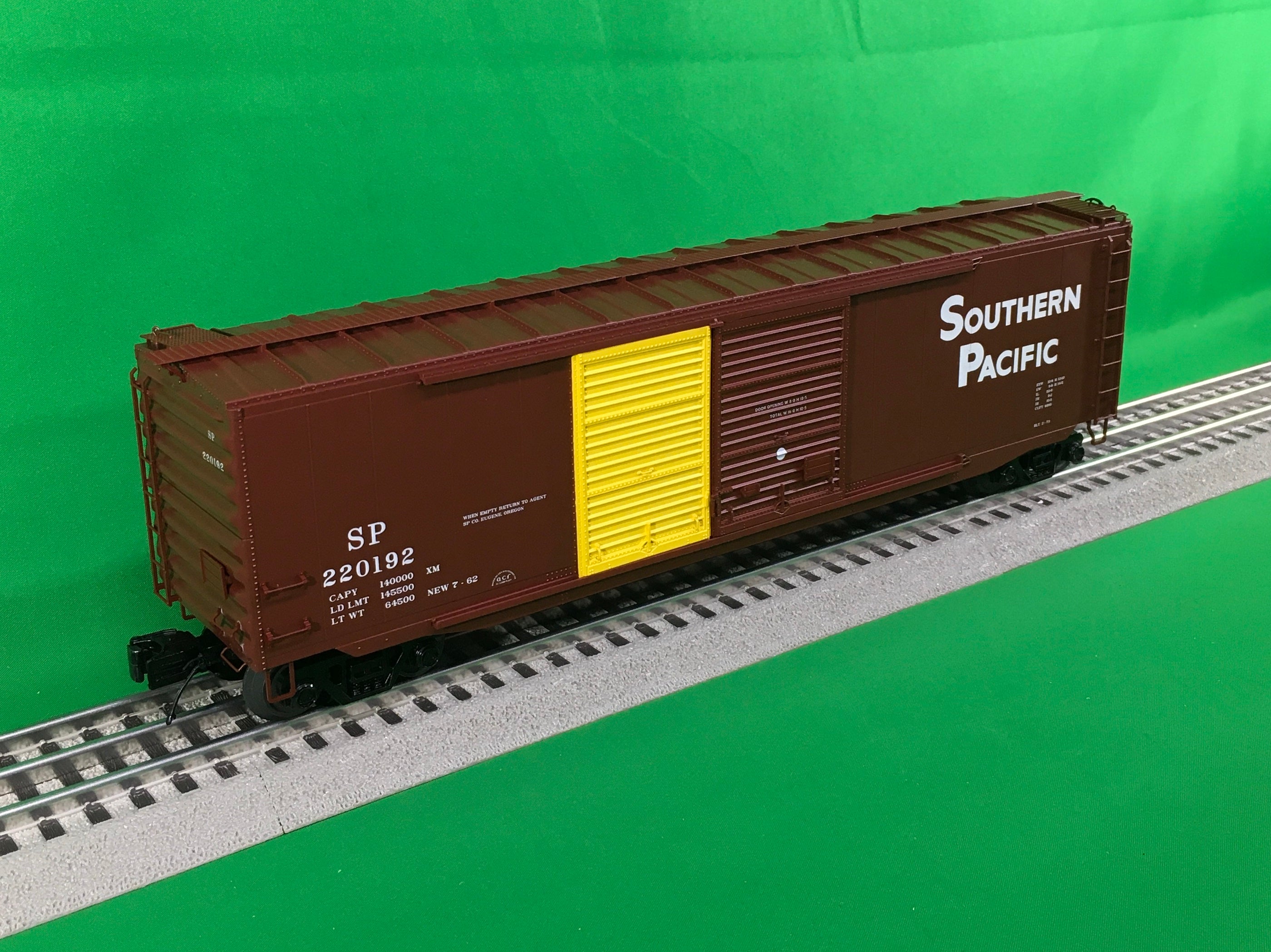 MTH 20-99322 - 50' PS-1 Double Door Box Car "Southern Pacific" #220192 - Custom Run for Public Delivery Track
