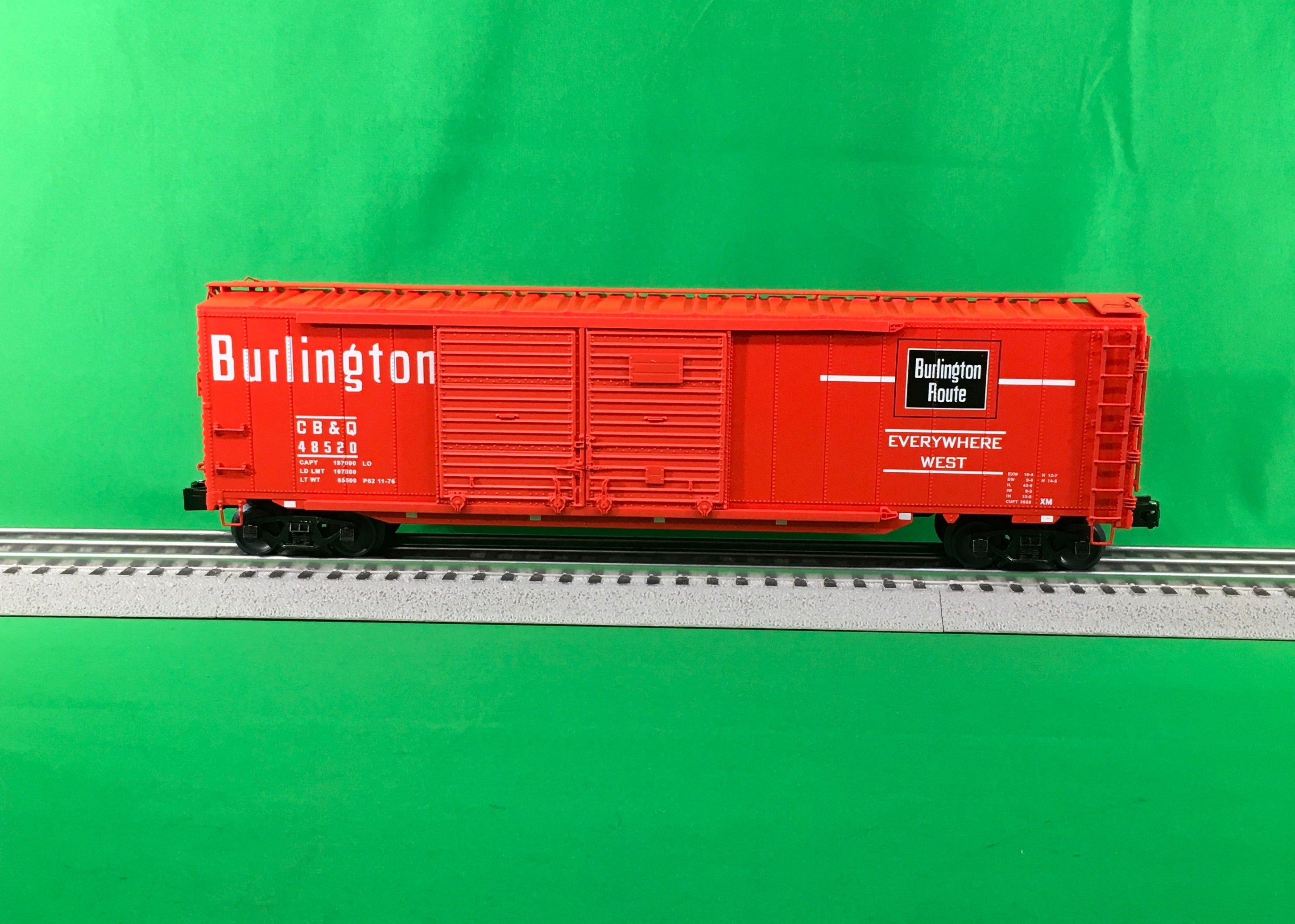 Lionel 2226640 - End Door Boxcar "Chicago, Burlington & Quincy" #48520