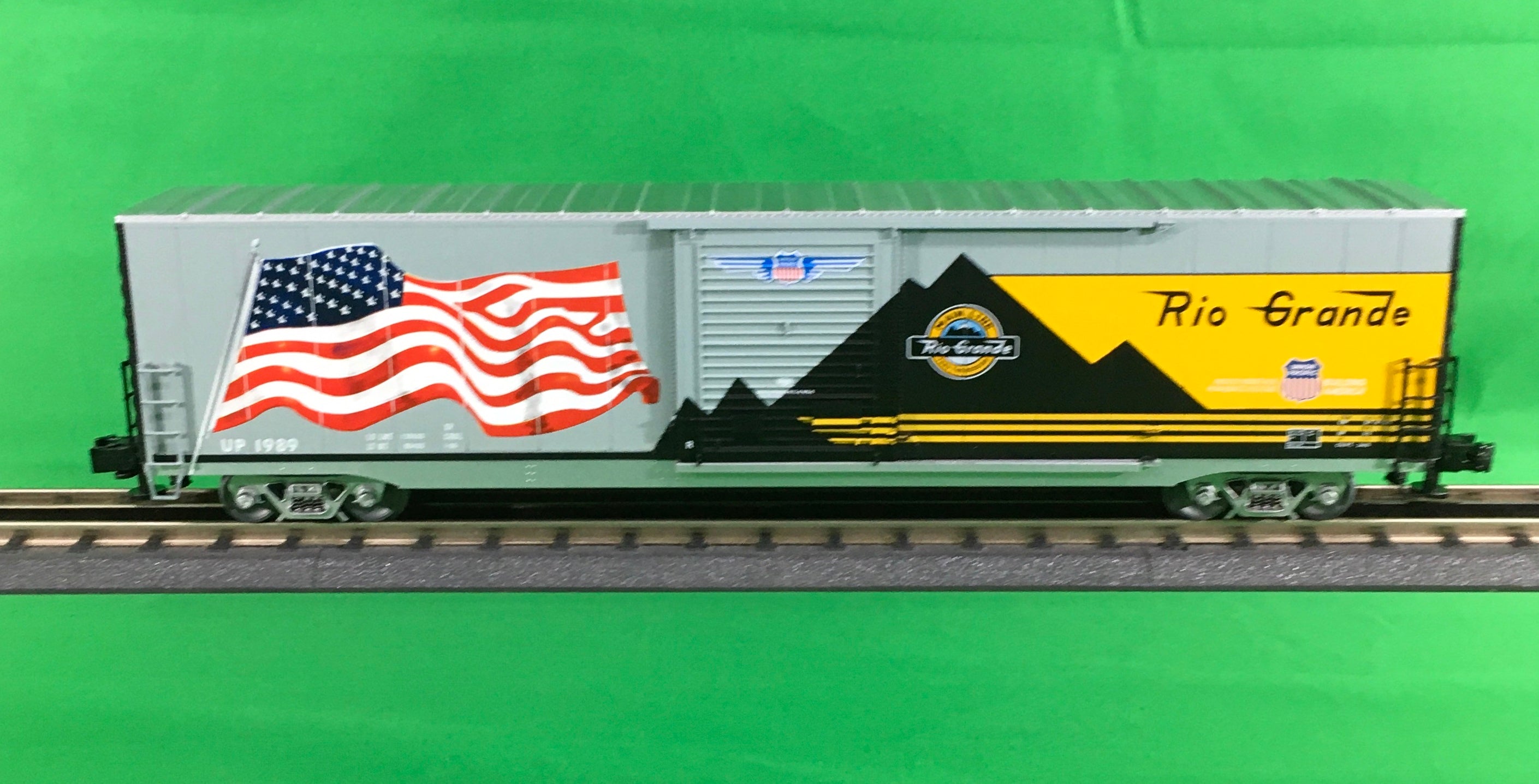 Lionel 6-85405 - Union Pacific LED Flag Boxcar "Denver & Rio Grande Western Heritage" #1989